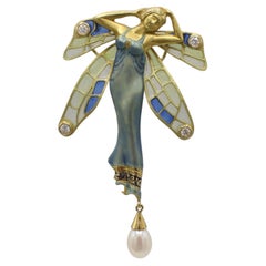 Art Nouveau 18 Karat Yellow Gold Natural Diamond Pearl Enamel Angel Brooch Pin