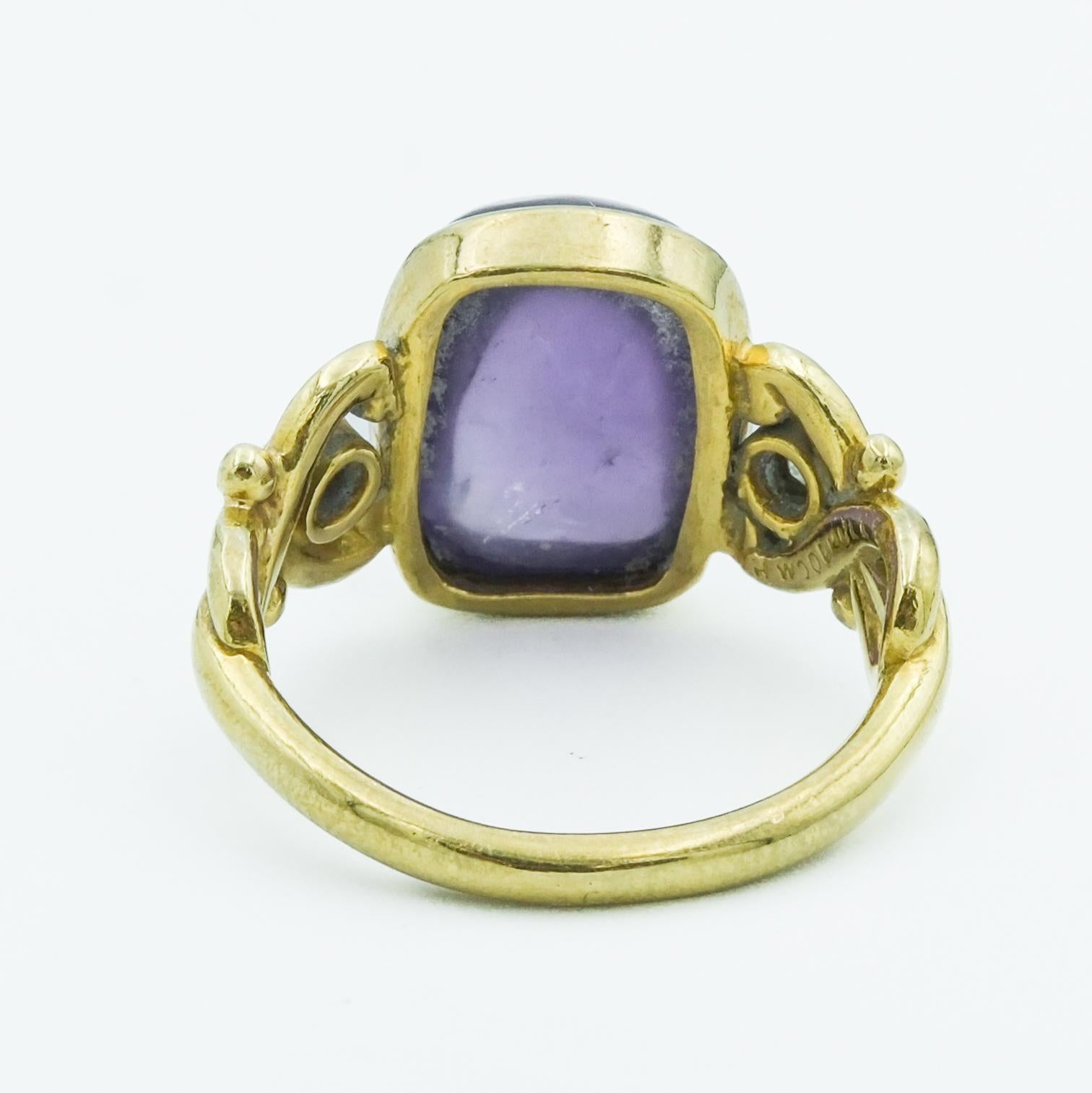 Art Nouveau 18 Karat Yellow Gold Sugarloaf Amethyst and Diamond Ring In Good Condition For Sale In Fairfield, CT