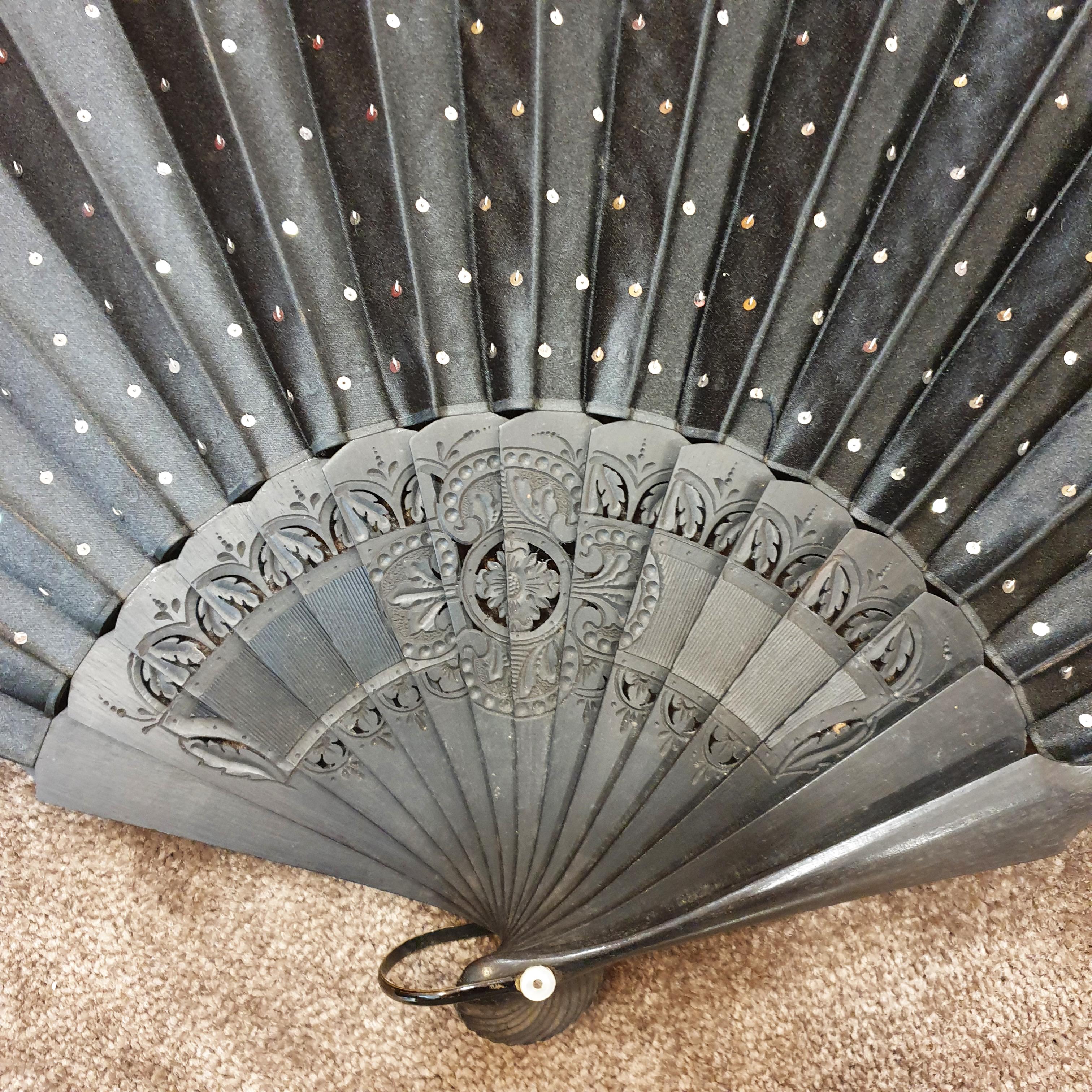 Art Nouveau 1890 Flamenco Pericon Fan Open 66cm X 34cm / 25,98in x 13,38in
Ebonized wood. Black with rhinestones , ideal for cocktails and galas, for dancing and for breazing in hot weather. 
Perfect Condition 
Good quality wood and cloth
Great