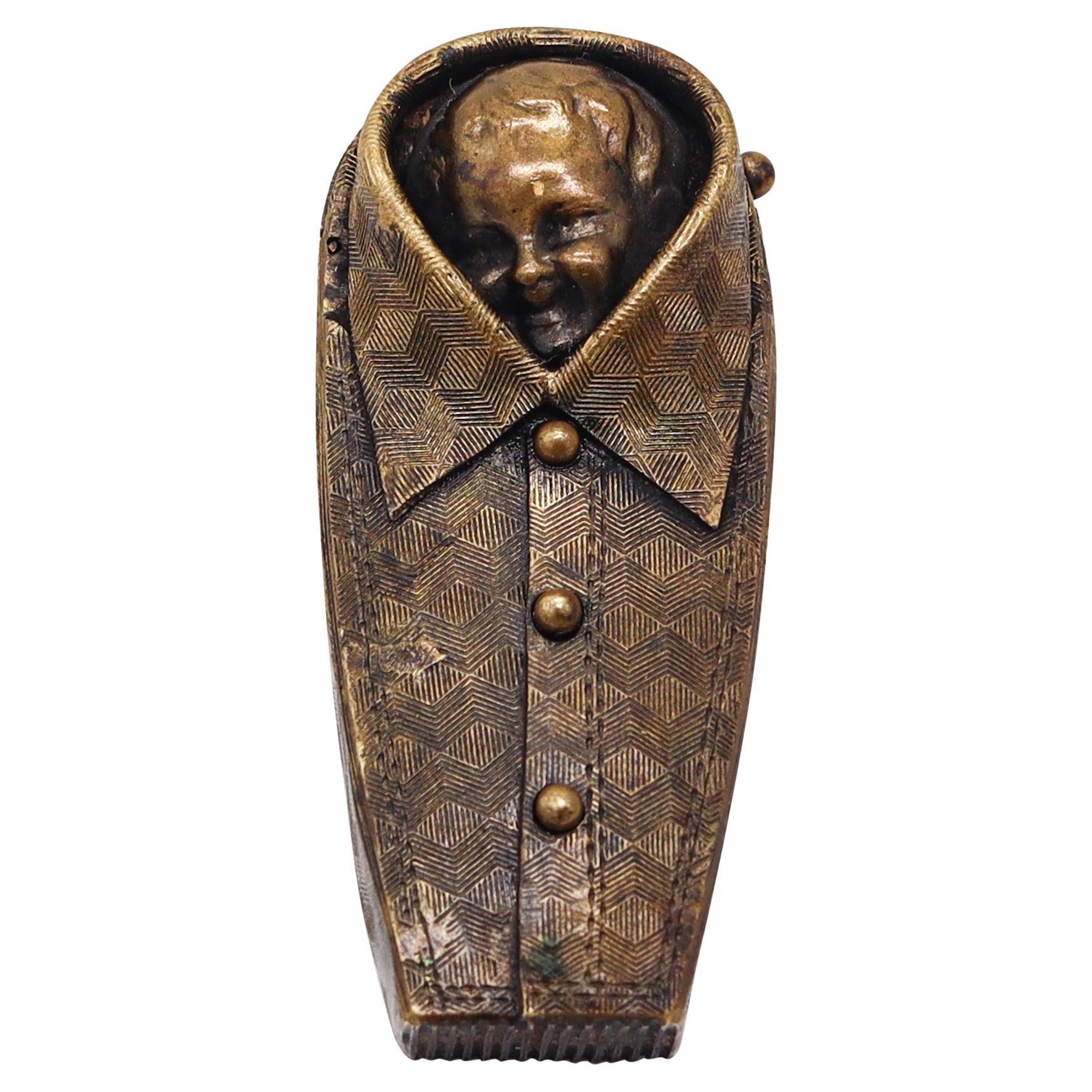 ART-NOUVEAU 1890 Alemania Inusual caja de cerillas Vesta en latón dorado macizo en venta