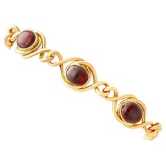 Art Nouveau 1890s Antique 4.38 Carat Garnet and Yellow Gold Bracelet