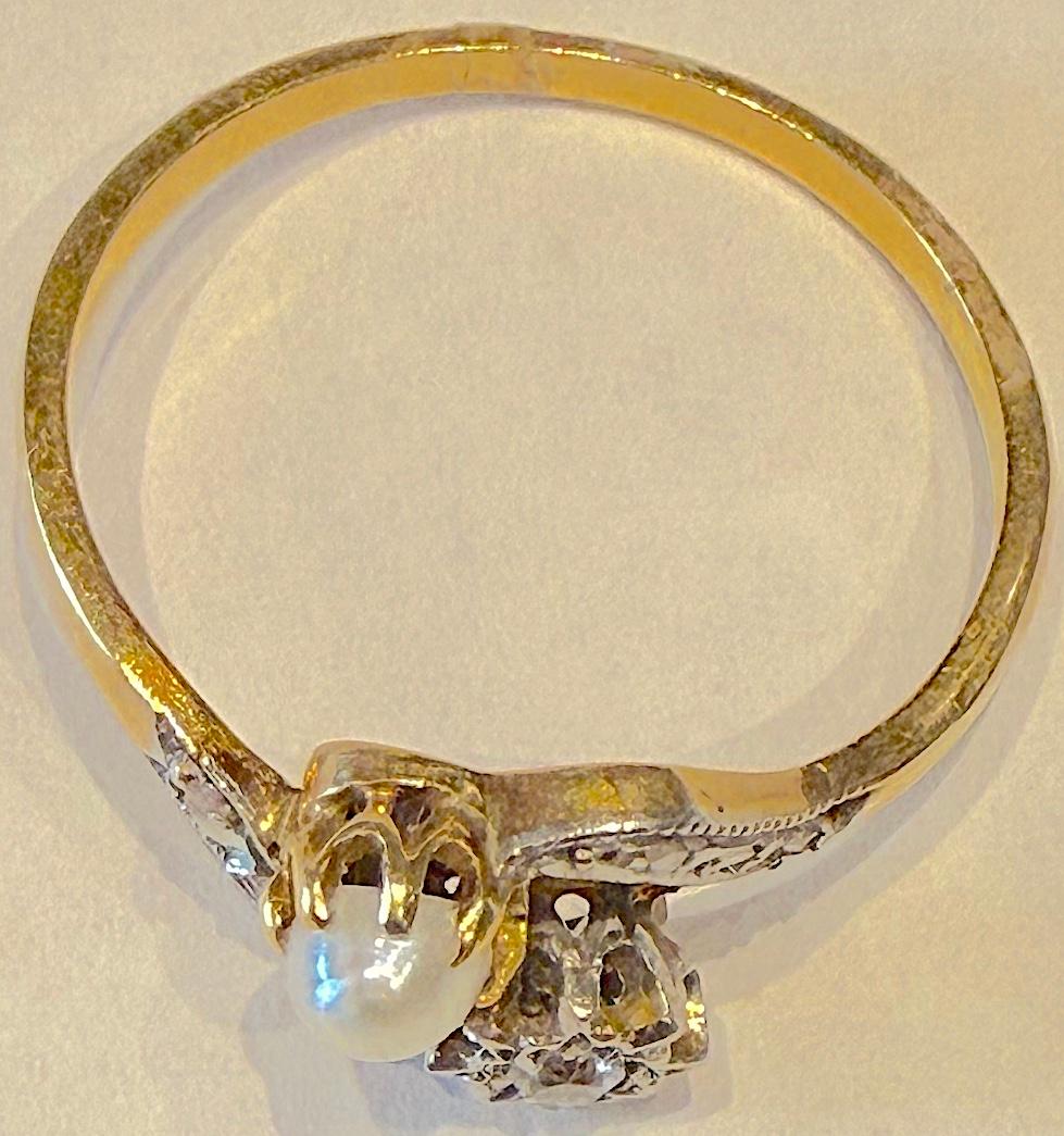 Art Nouveau 18ct & Platinum Flower Sprig Ring with Diamonds & a Natural Pearl en Excelente estado para la venta en Baltimore, MD