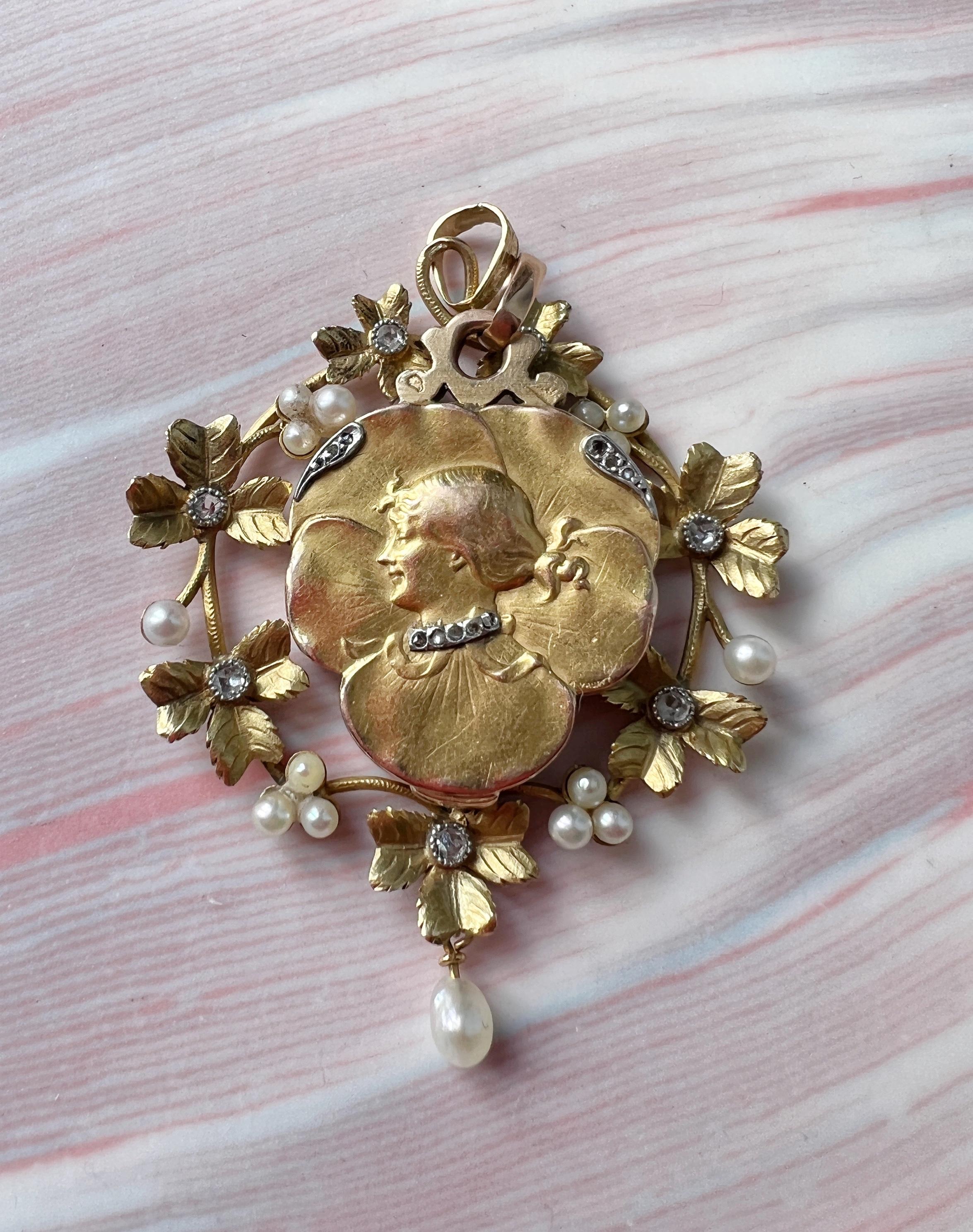 Art Nouveau 18K gold Lady Pansy diamond heart shaped mirror pendant For Sale 6