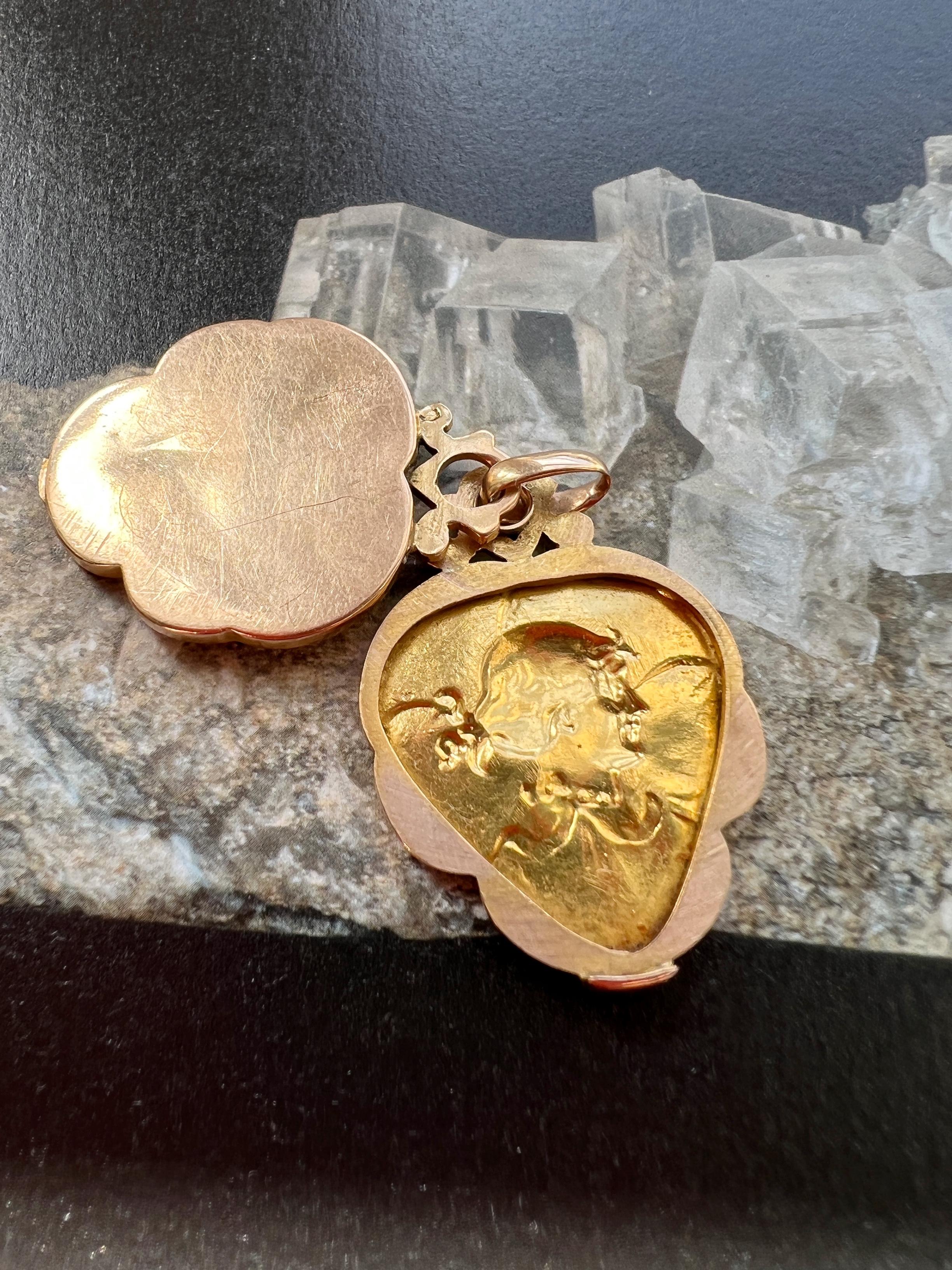 Jugendstil 18 Karat Gold Lady Pansy Diamant-Spiegel-Anhänger in Herzform im Angebot 2