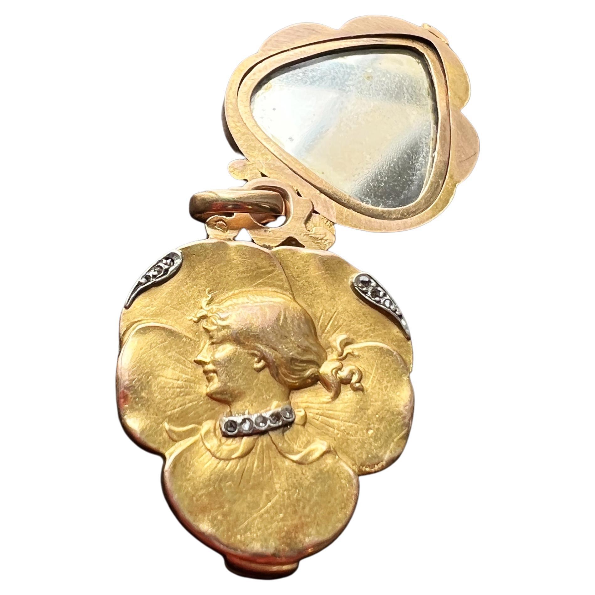 Art Nouveau 18K gold Lady Pansy diamond heart shaped mirror pendant For Sale