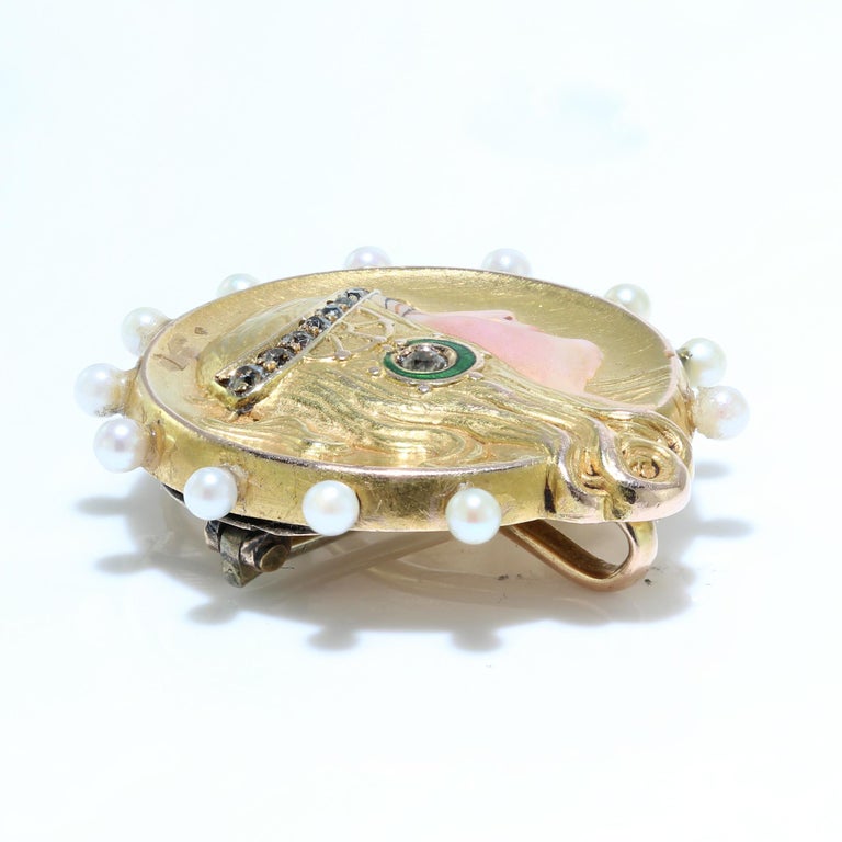 Art Nouveau 18kt Gold Brooch and Pendant with Enamel Lady Decoration, 1910 For Sale 4