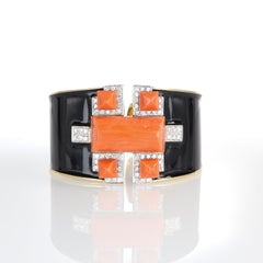 Art Nouveau 18kt Yellow Gold Cuff Bracelet with Natural Coral and Diamonds