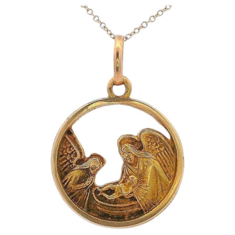 Pendentif religieux Art nouveau en or jaune 18 carats en vente