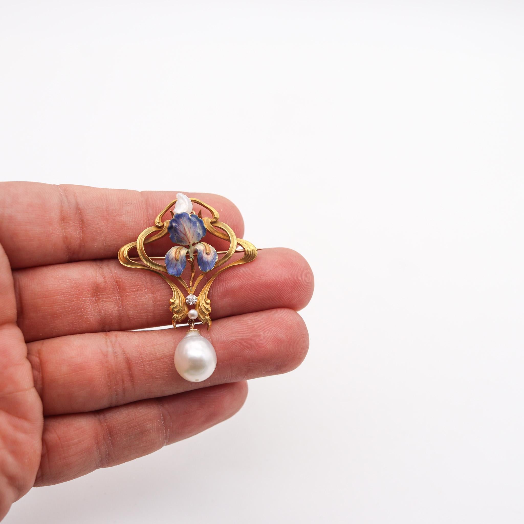 Art Nouveau 1900 Enamel Orchid Pendant In 14Kt Gold With Diamond And Pearls In Excellent Condition For Sale In Miami, FL
