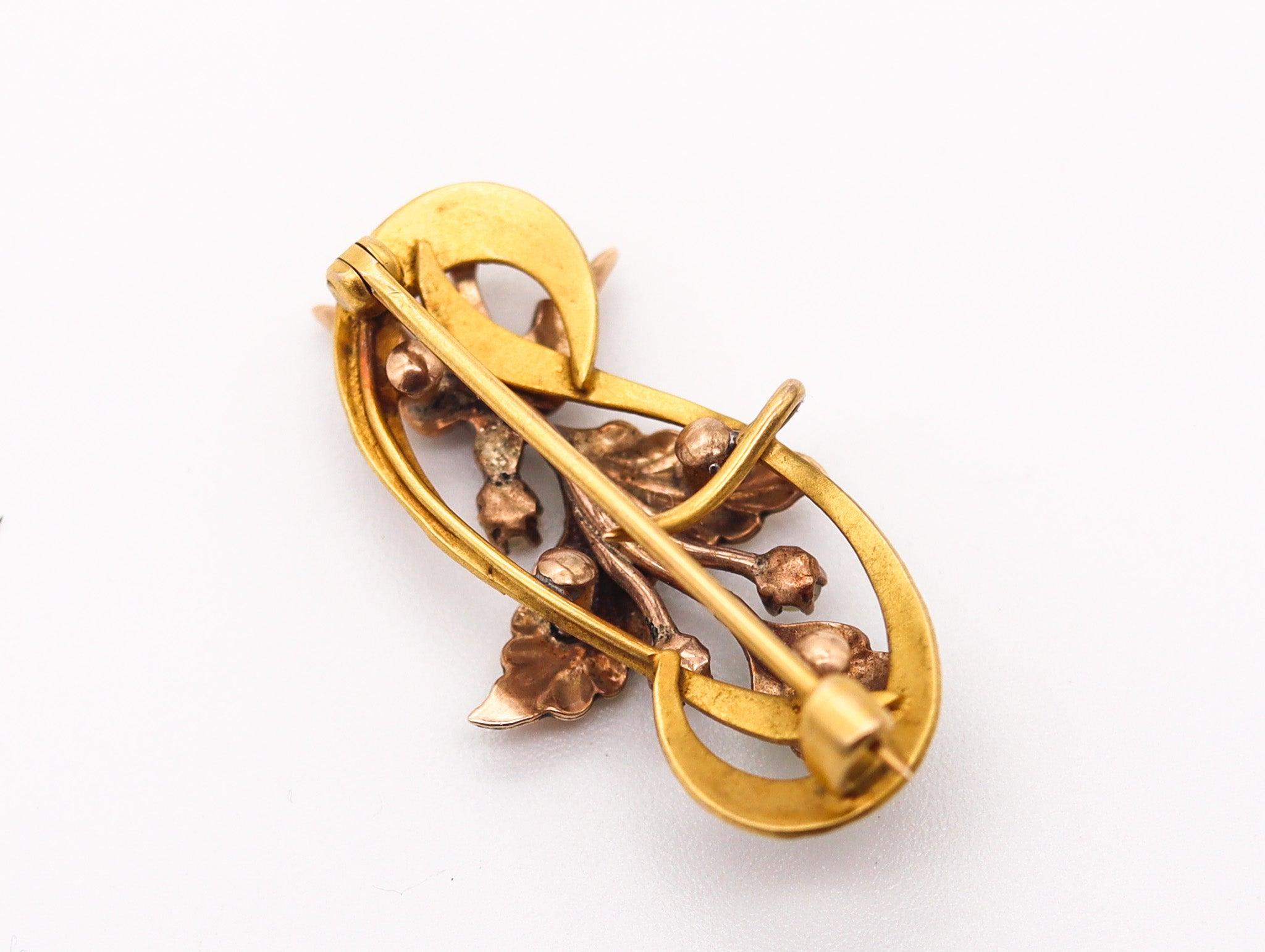 ART NOUVEAU 1900 Enameled Flowers Pin Brooch in 10Kt Gold & Natural Pearls In Excellent Condition For Sale In Miami, FL