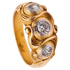 ART NOUVEAU 1900 Floriated Scrolls Ring In Sculpted 14Kt Yellow Gold And Diamond