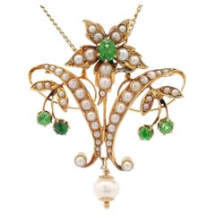 Art Nouveau 1900 Necklace in 18kt Gold with seed Pearls and Tsavorites