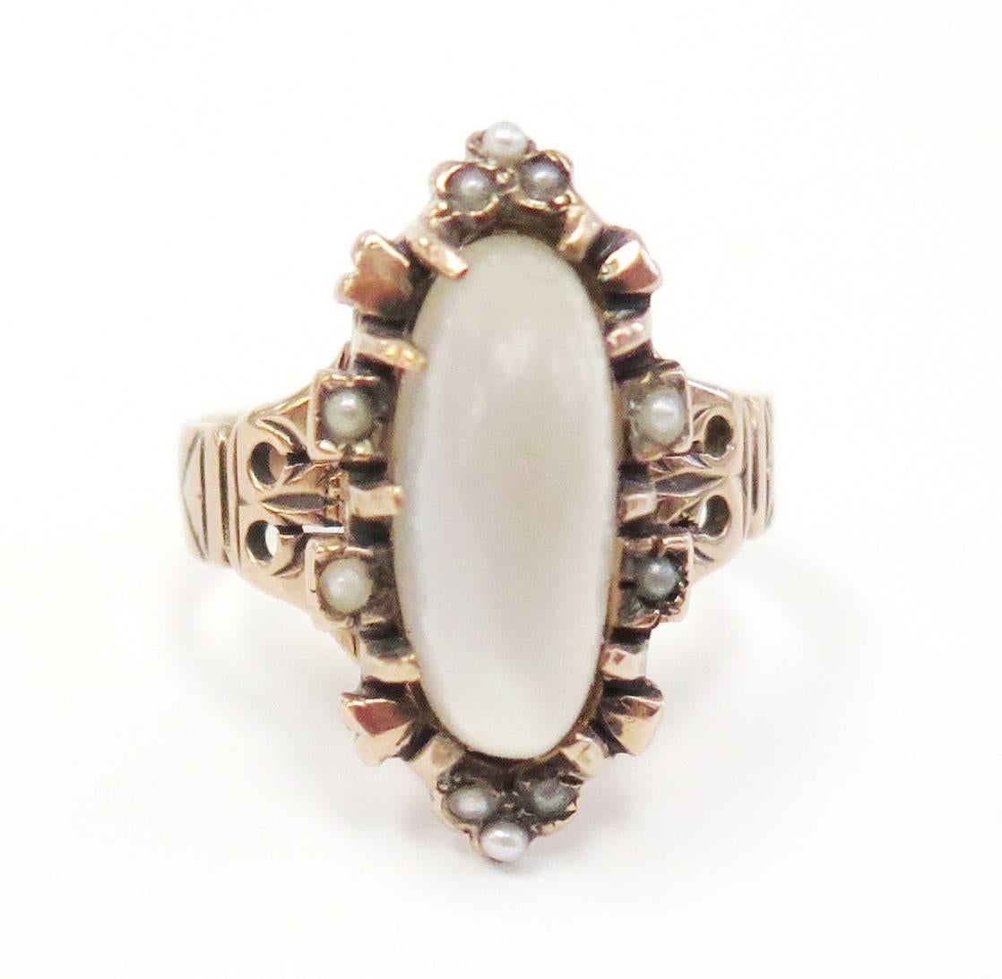Art Nouveau 1910s Moonstone and Seed Pearls Ring, 14 Karat Rose Gold 5