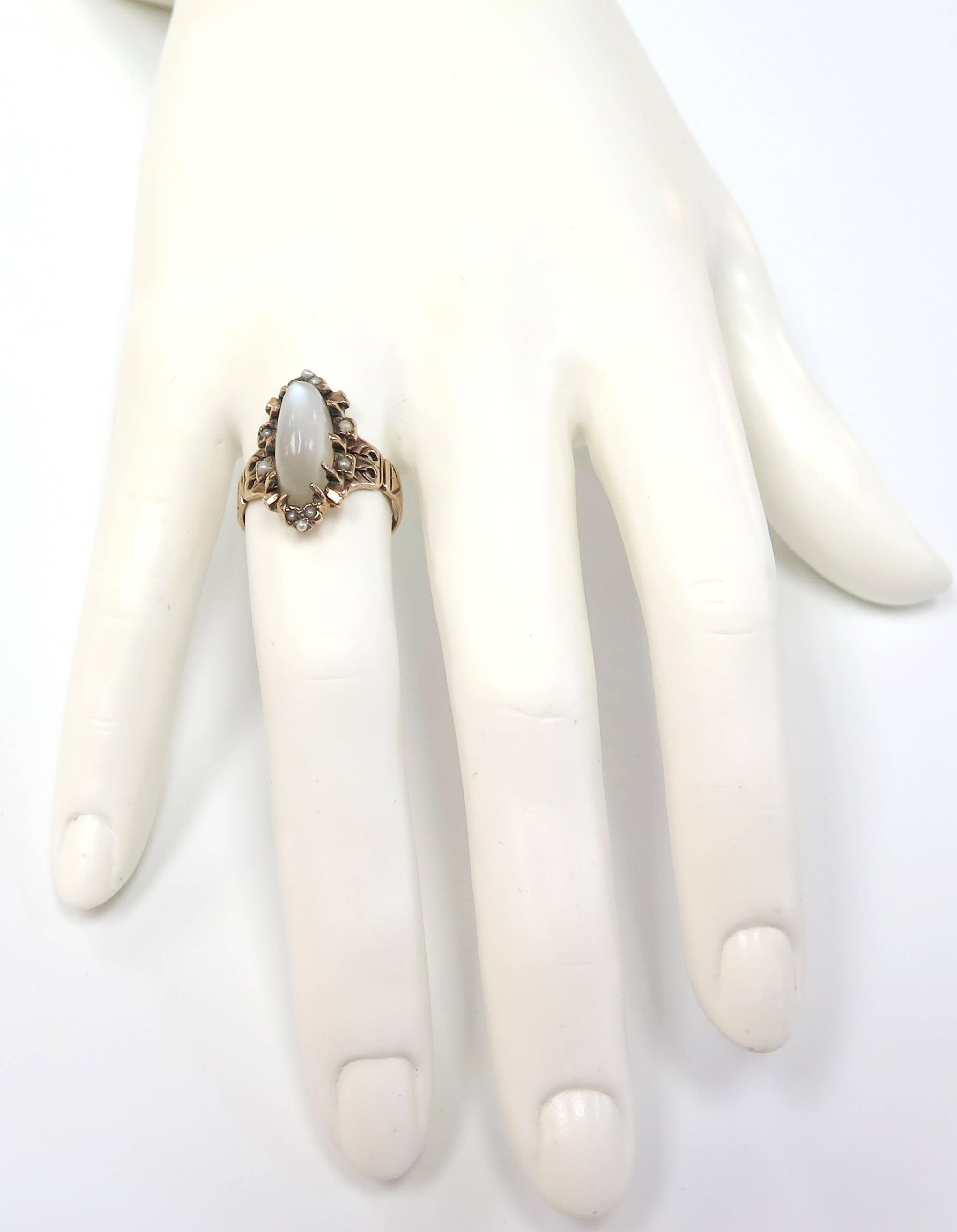 Art Nouveau 1910s Moonstone and Seed Pearls Ring, 14 Karat Rose Gold 2