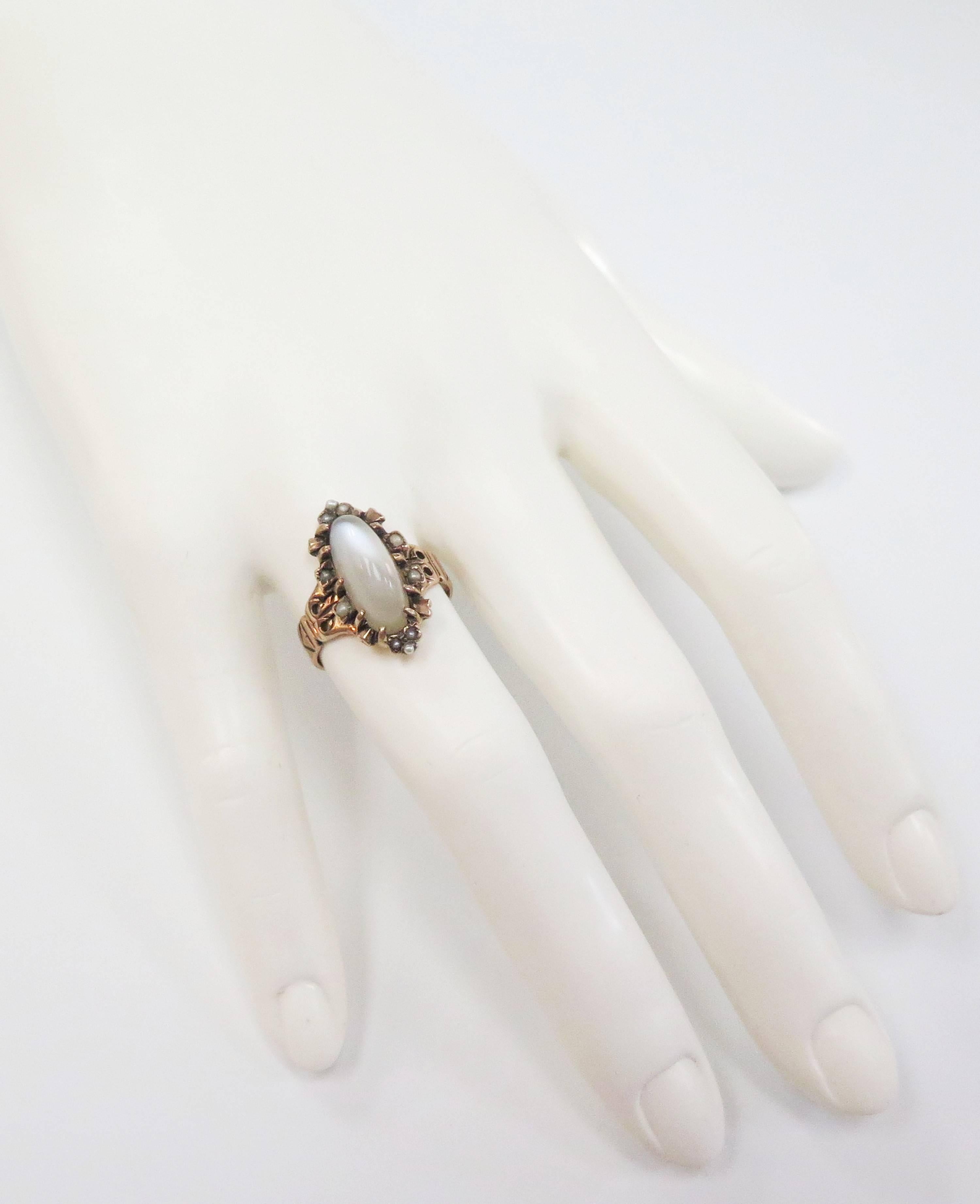 Art Nouveau 1910s Moonstone and Seed Pearls Ring, 14 Karat Rose Gold 4