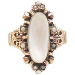 Art Nouveau 1910s Moonstone and Seed Pearls Ring, 14 Karat Rose Gold