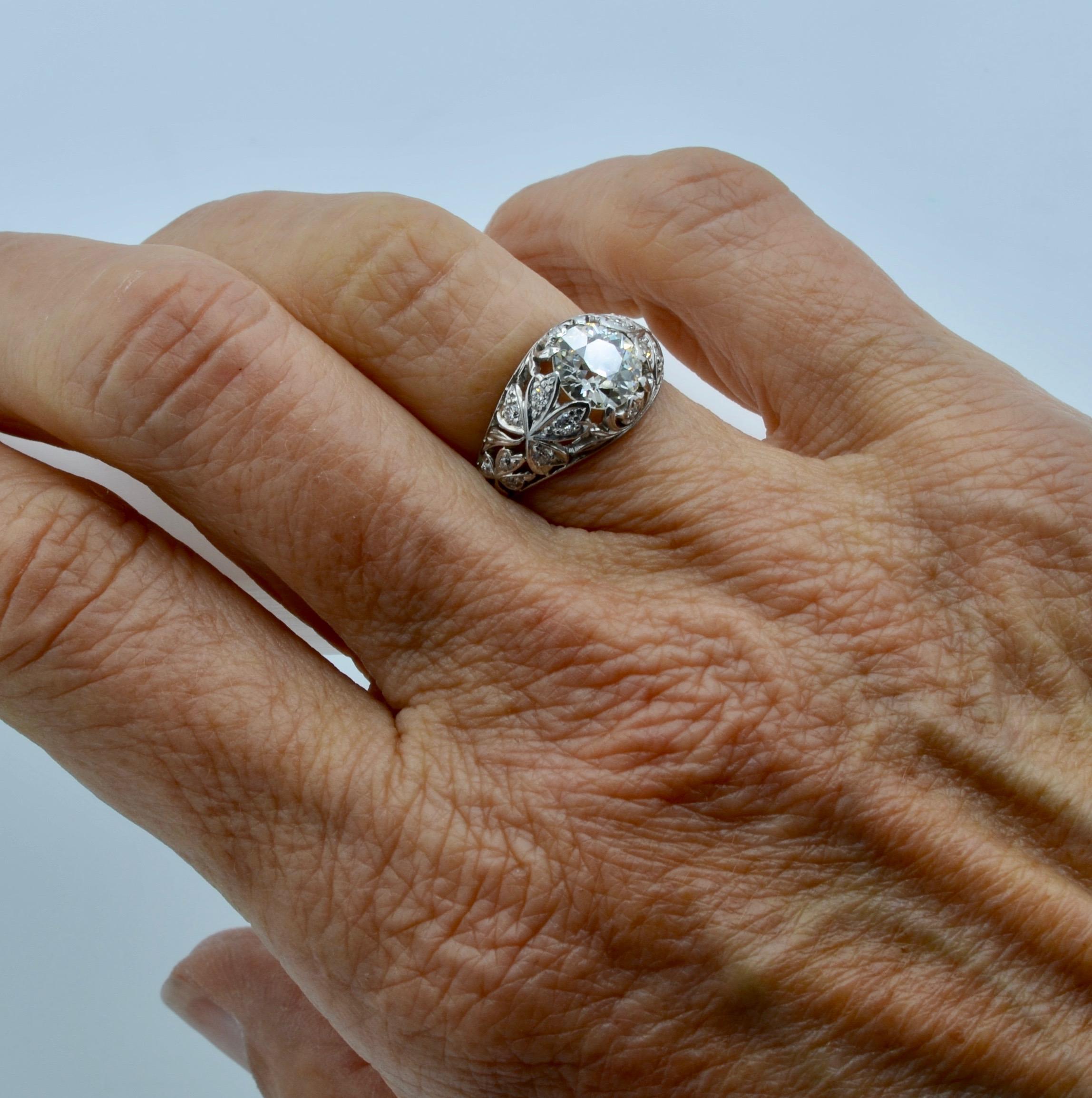 Art Nouveau 1930s 1.65 Carat Old European Mine Cut Diamond and Platinum Ring In Excellent Condition In Berkeley, CA