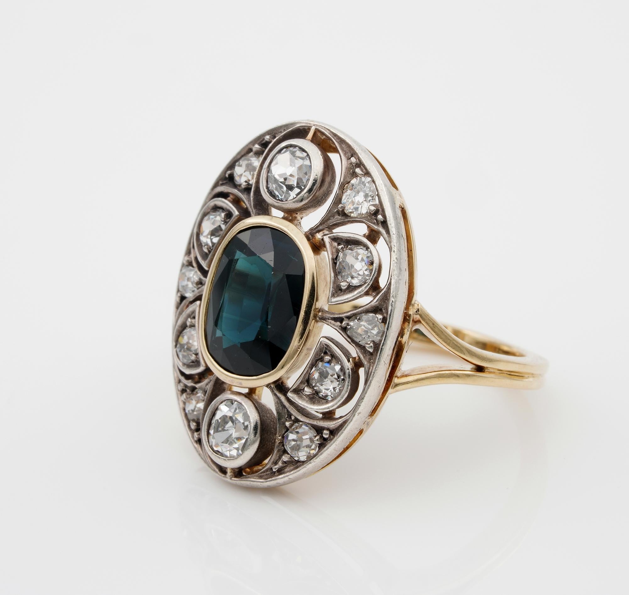 Bague Art Nouveau 2.40 Ct Natural Sapphire 1.20 Ct Old Mine Diamond Ring Bon état - En vente à Napoli, IT