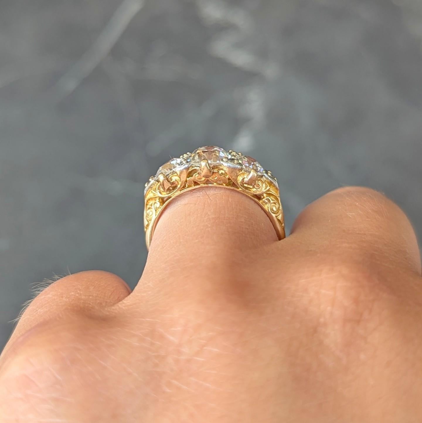 Anello a spirale in stile Art Nouveau con diamante Old Mine da 2,40 CTW in oro 18K e argento antico in vendita 2