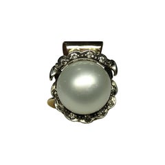 Art Nouveau 25.22 Carat Pearl White Diamond 14 Karat Yellow Gold Ring Art Nouveau 25.22 Carat Pearl White Diamond 14 Karat Yellow Gold Ring