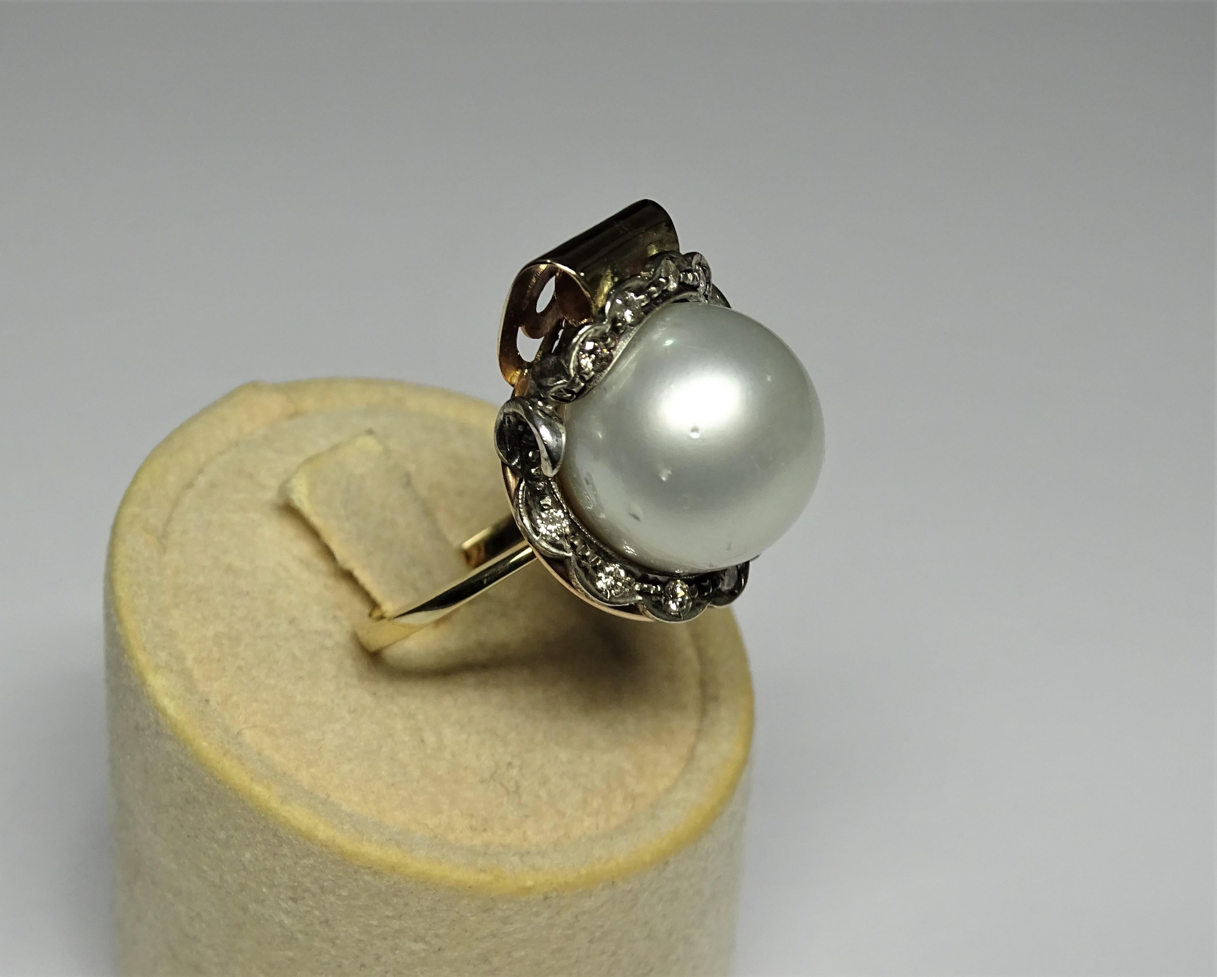 This Ring is made of 14K Yellow Gold and Sterling Silver.
This Ring have 0.33 Carats of White Diamonds Round Cut.
This Ring have 25.22 Carats of Pearl ( mm 15 ).
Size ITA: 16 - USA: 7.5
We're a workshop so every piece is handmade, customizable and