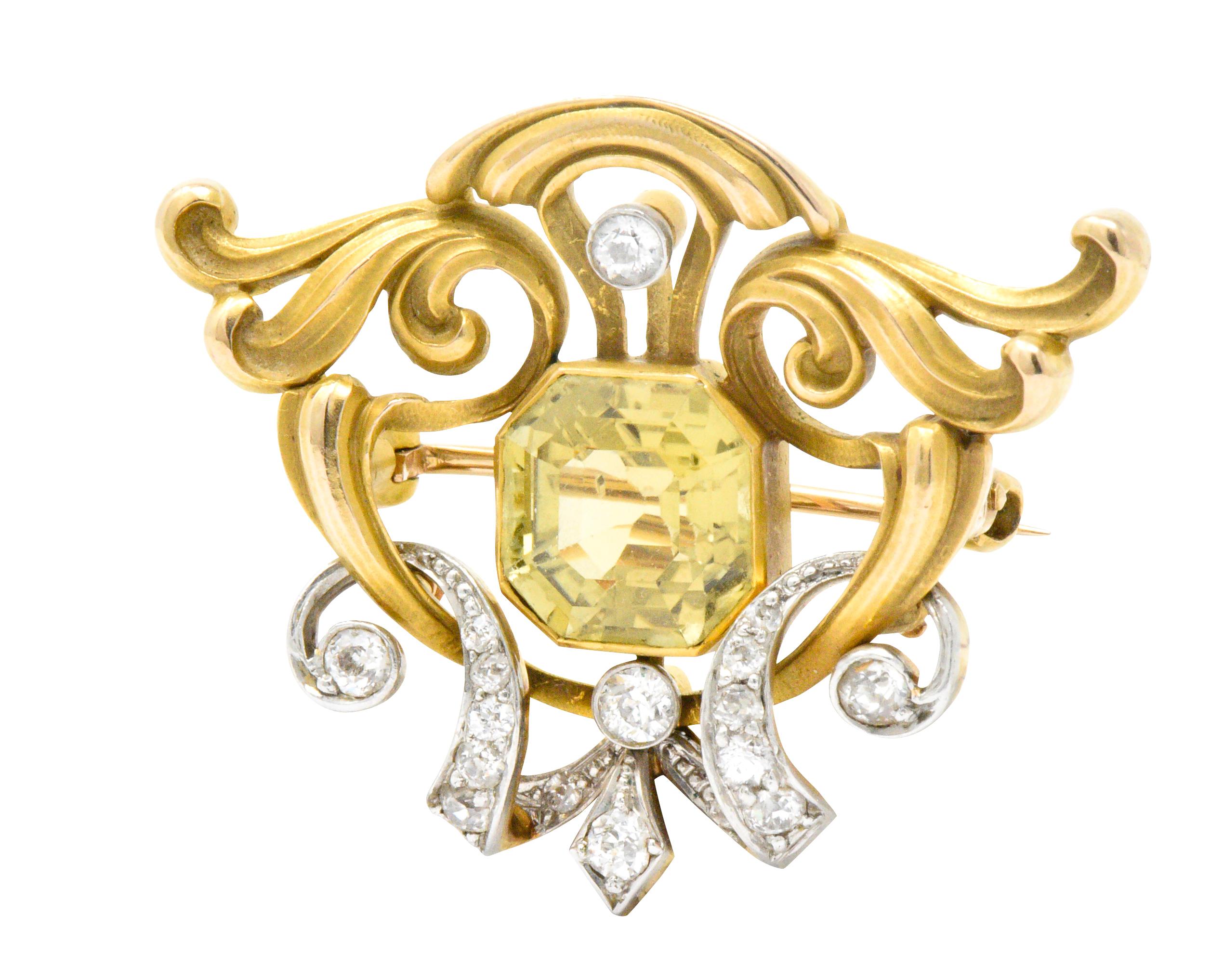 Women's or Men's Art Nouveau 2.85 Carat Heliodor Diamond Platinum 14 Karat Gold Brooch