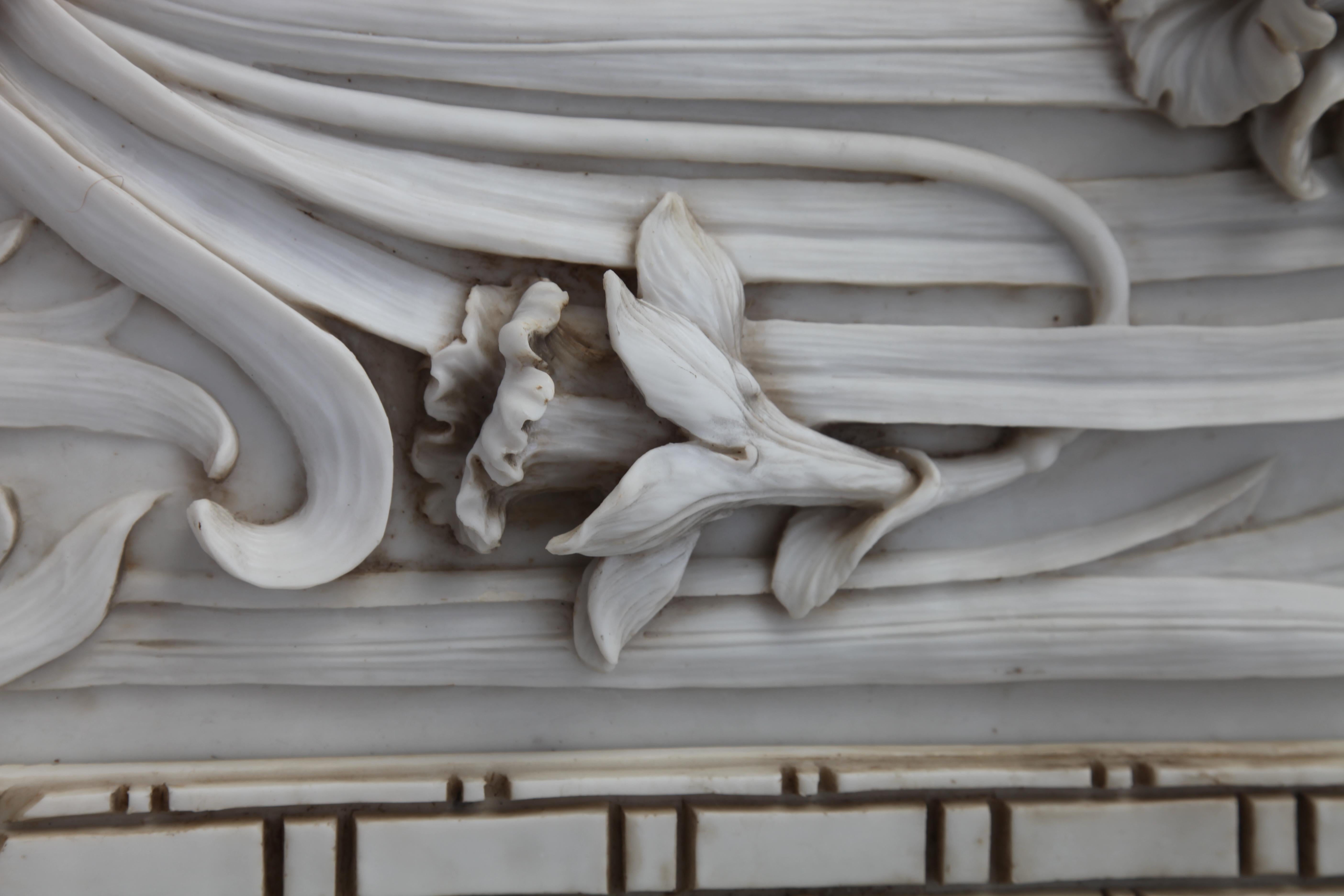 Hand-Carved Art Nouveau 3-D Alabaster Sculptural Panel with Foliage and Daffodils / Jonquils