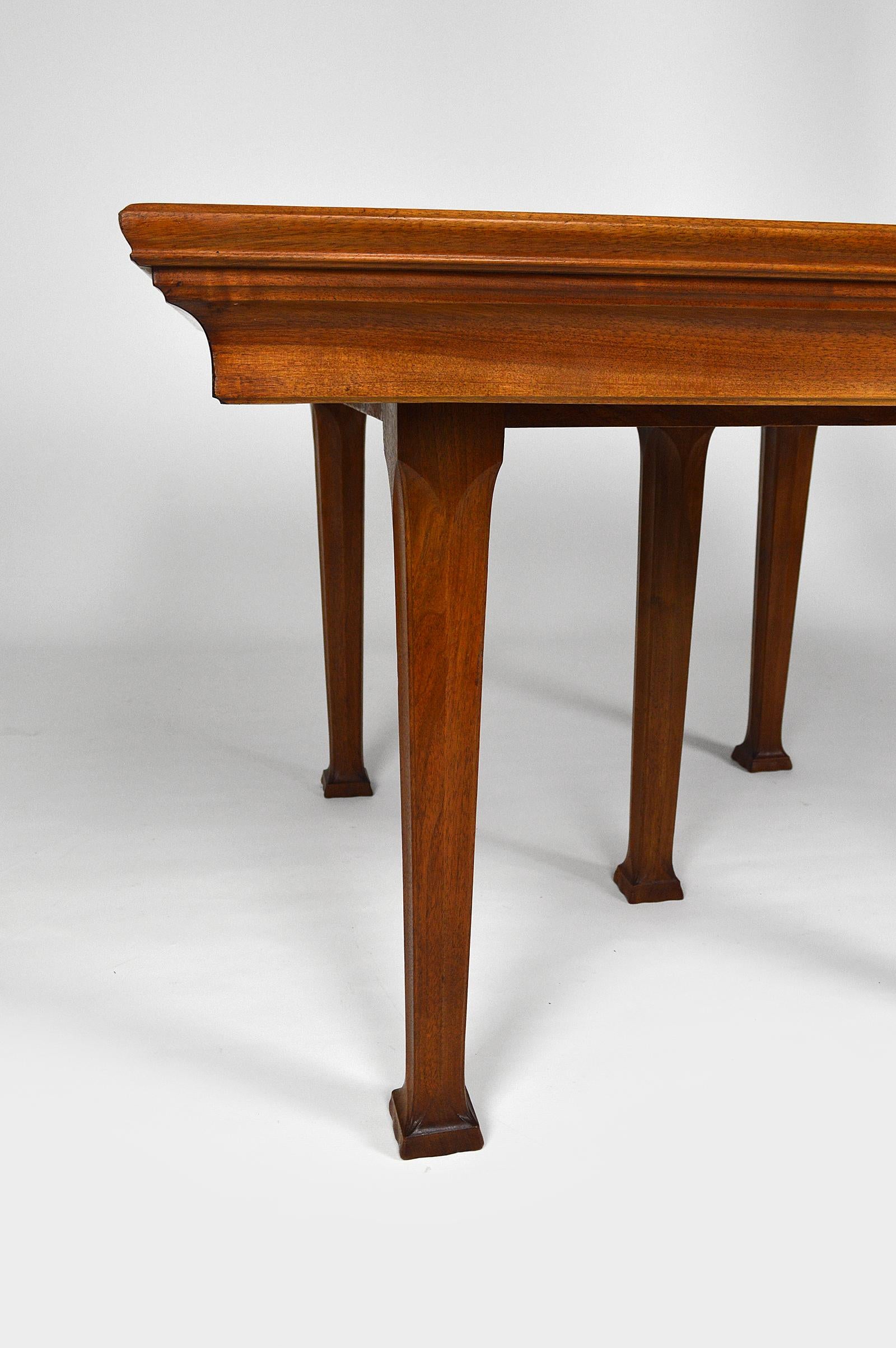 Early 20th Century Art Nouveau 5-Legged Dining Table in Walnut by G.E.Nowak, France, circa 1905