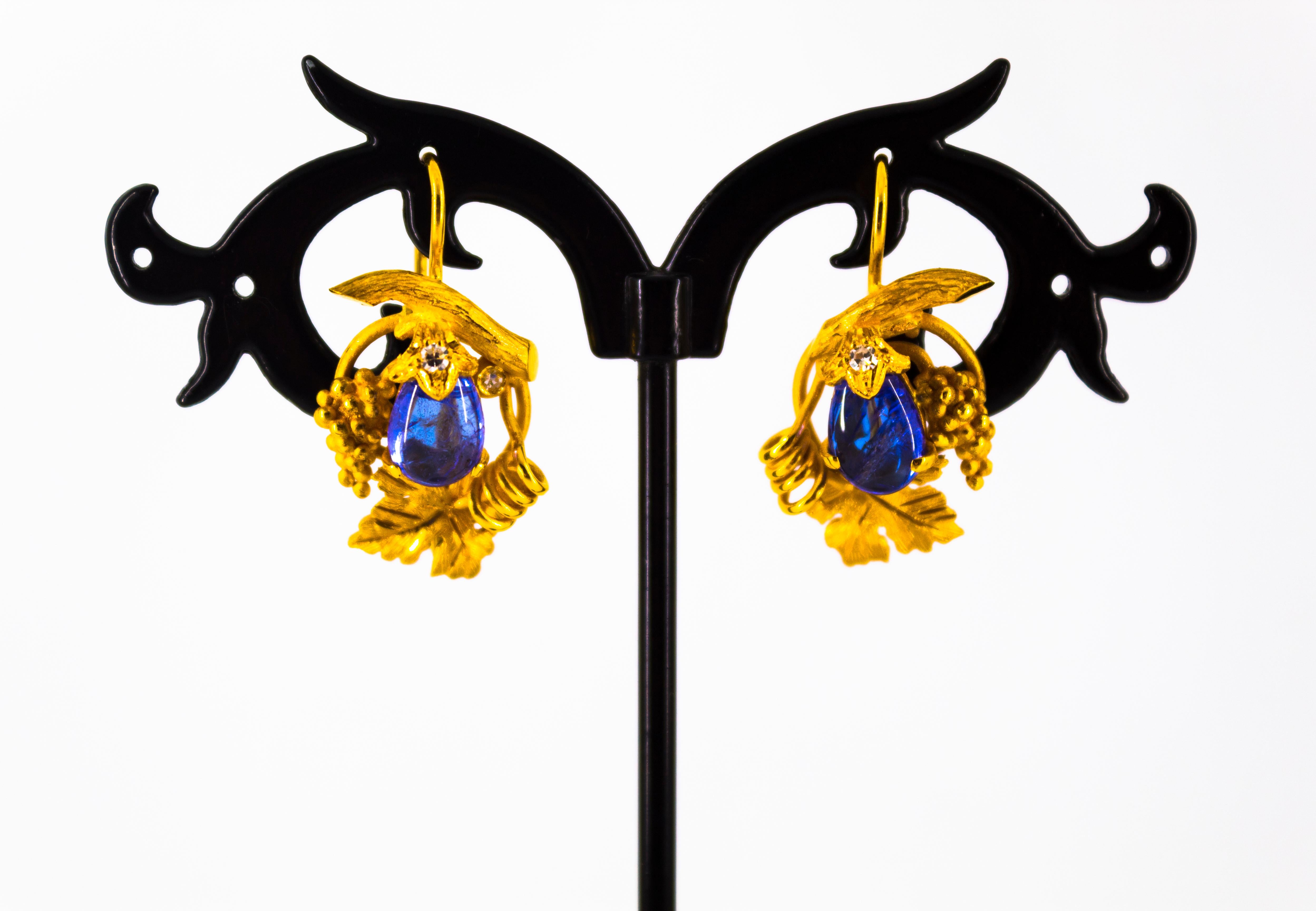 Boucles d'oreilles Art Nouveau 5.12 Carat White Diamond Tanzanite Yellow Gold Lever-Back en vente 4