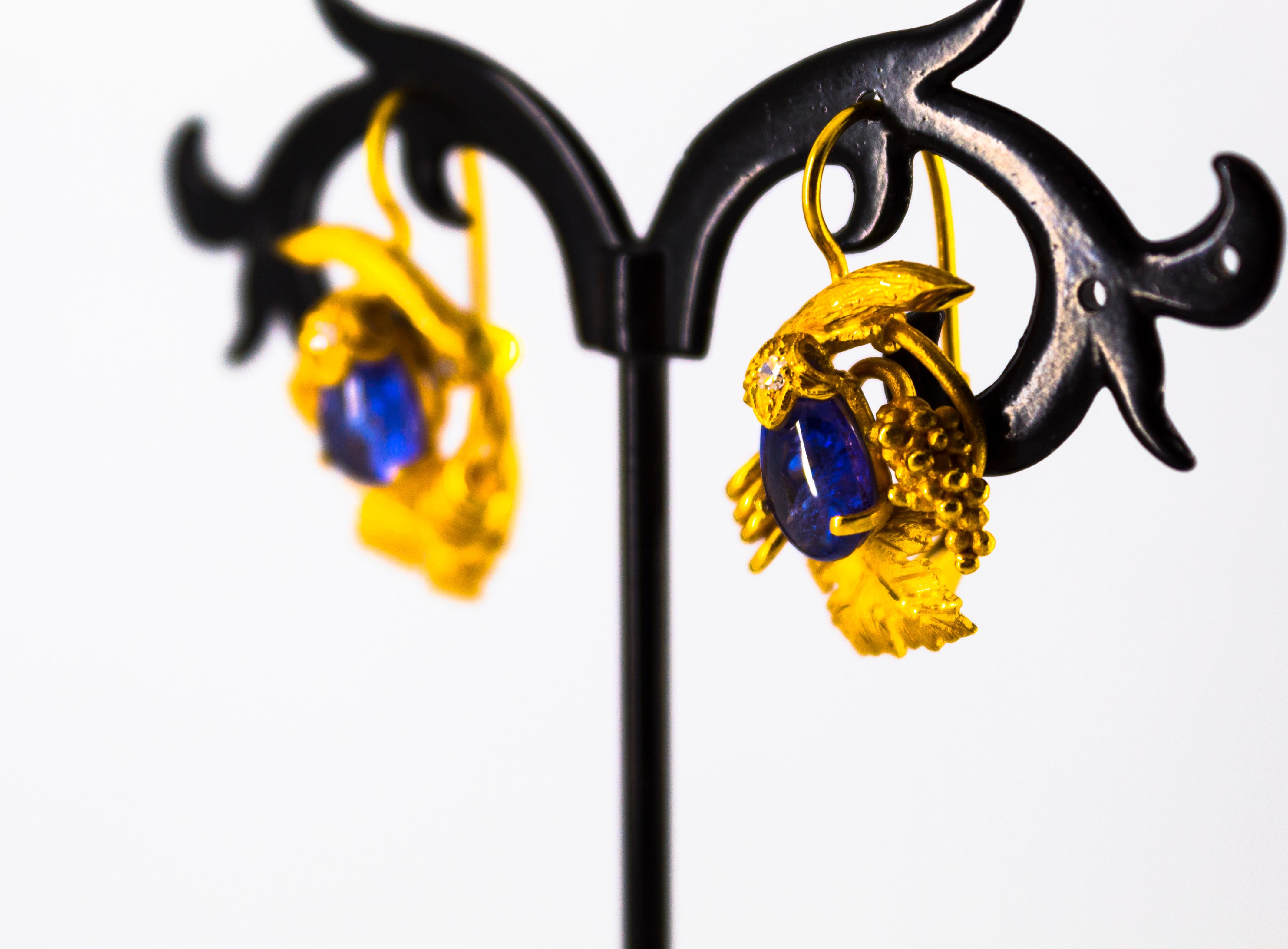 Boucles d'oreilles Art Nouveau 5.12 Carat White Diamond Tanzanite Yellow Gold Lever-Back en vente 6