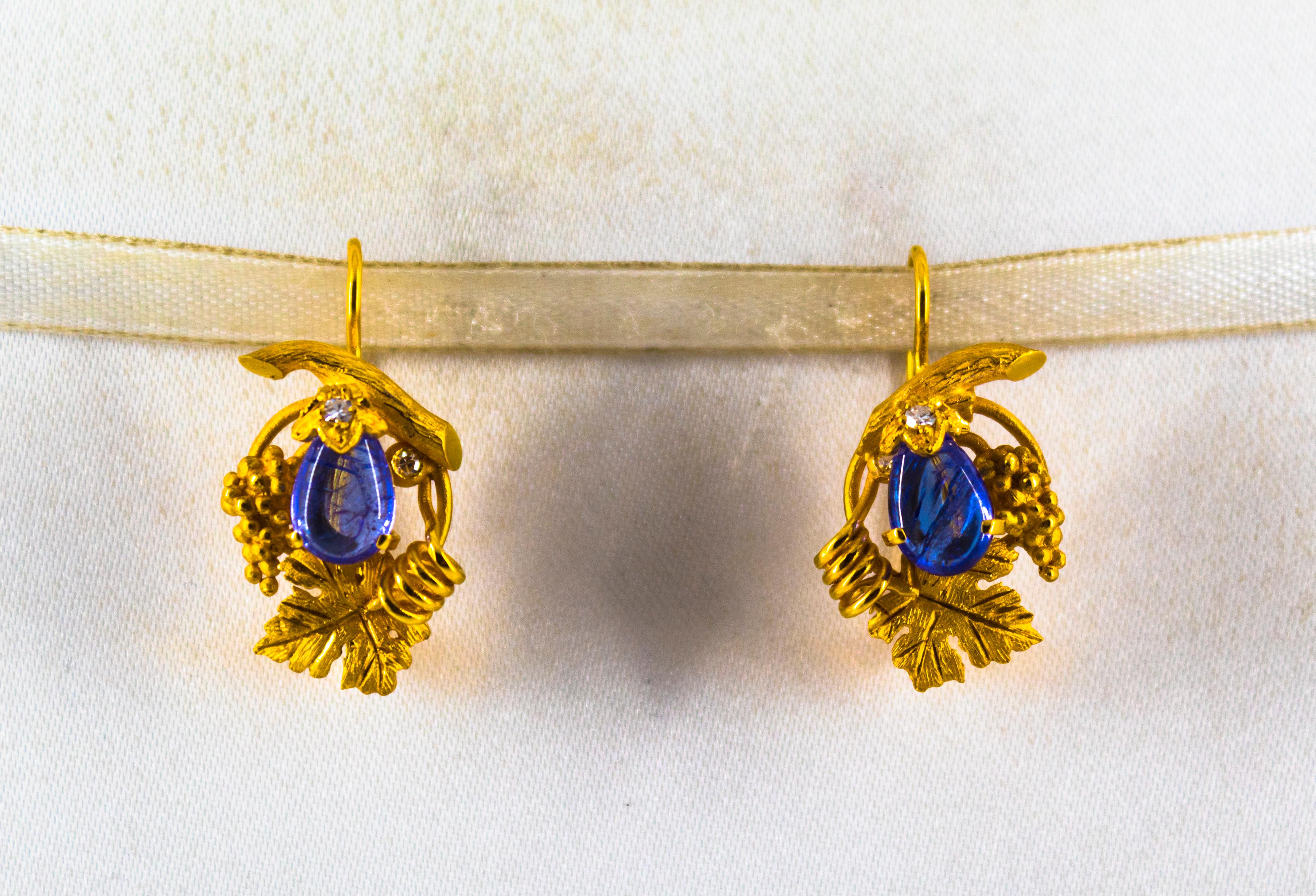 Brilliant Cut Art Nouveau 5.12 Carat White Diamond Tanzanite Yellow Gold Lever-Back Earrings