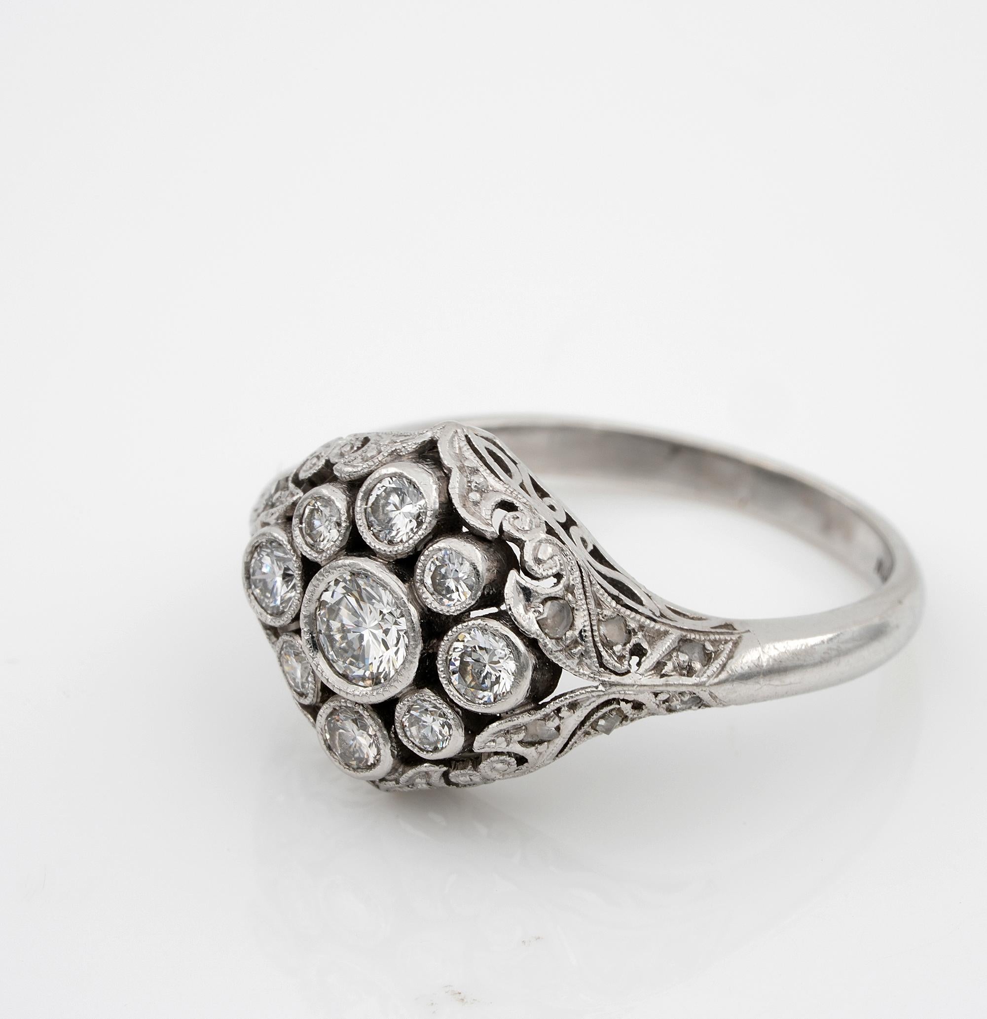 Art Nouveau .75 Ct Diamond F VVS/VS Platinum Rare Engagement ring In Good Condition For Sale In Napoli, IT
