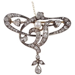 Art Nouveau 9 Karat Gold Silver 1.44 Carat Diamond and Pearl Brooch