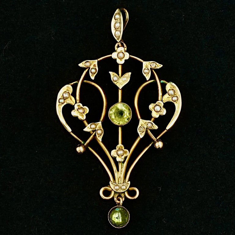 Art Nouveau 9ct Gold Lavaliere Pendant Peridot Paste and Natural Seed ...
