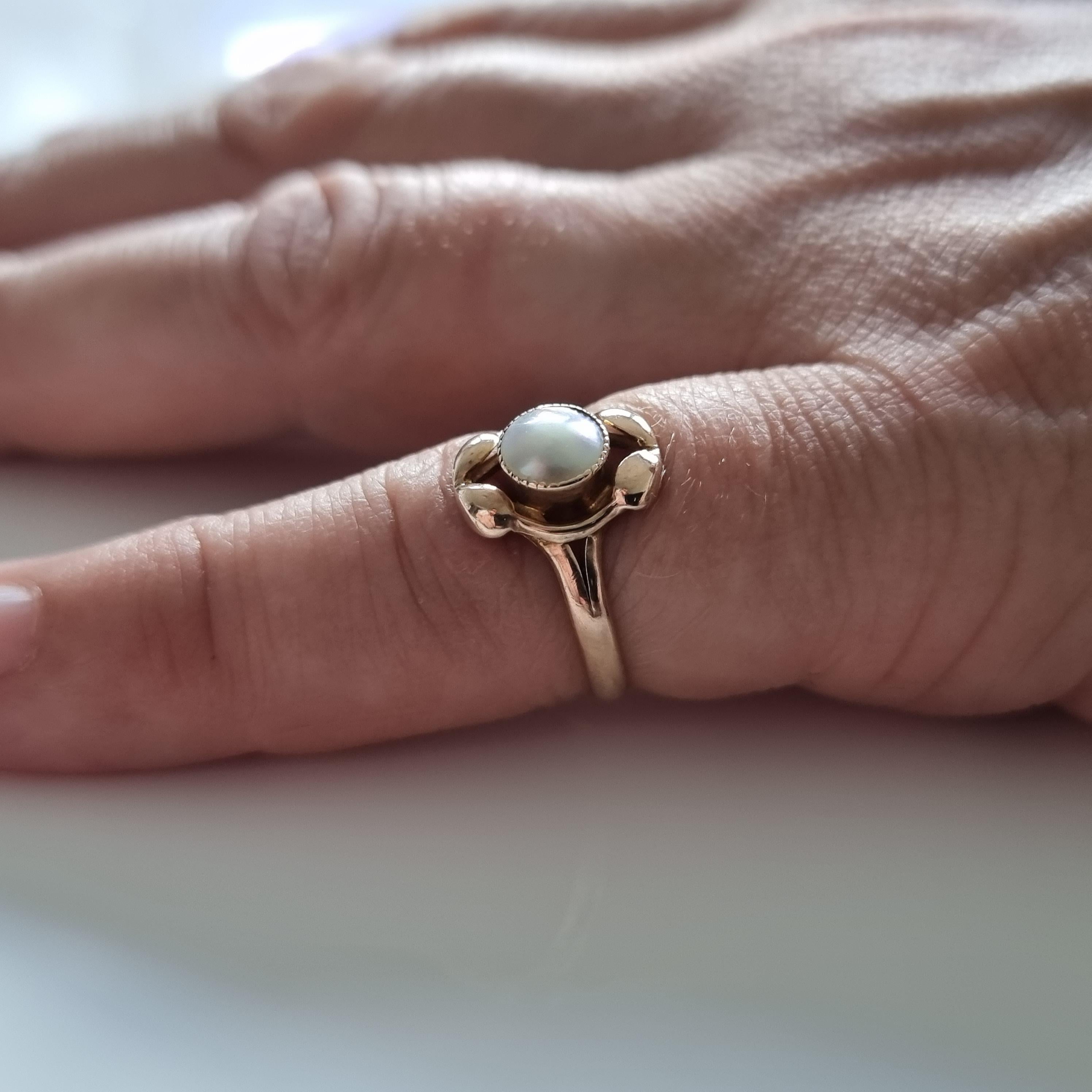 Art Nouveau 9ct Rose Gold Mabe Pearl Ring, 1911 For Sale 6