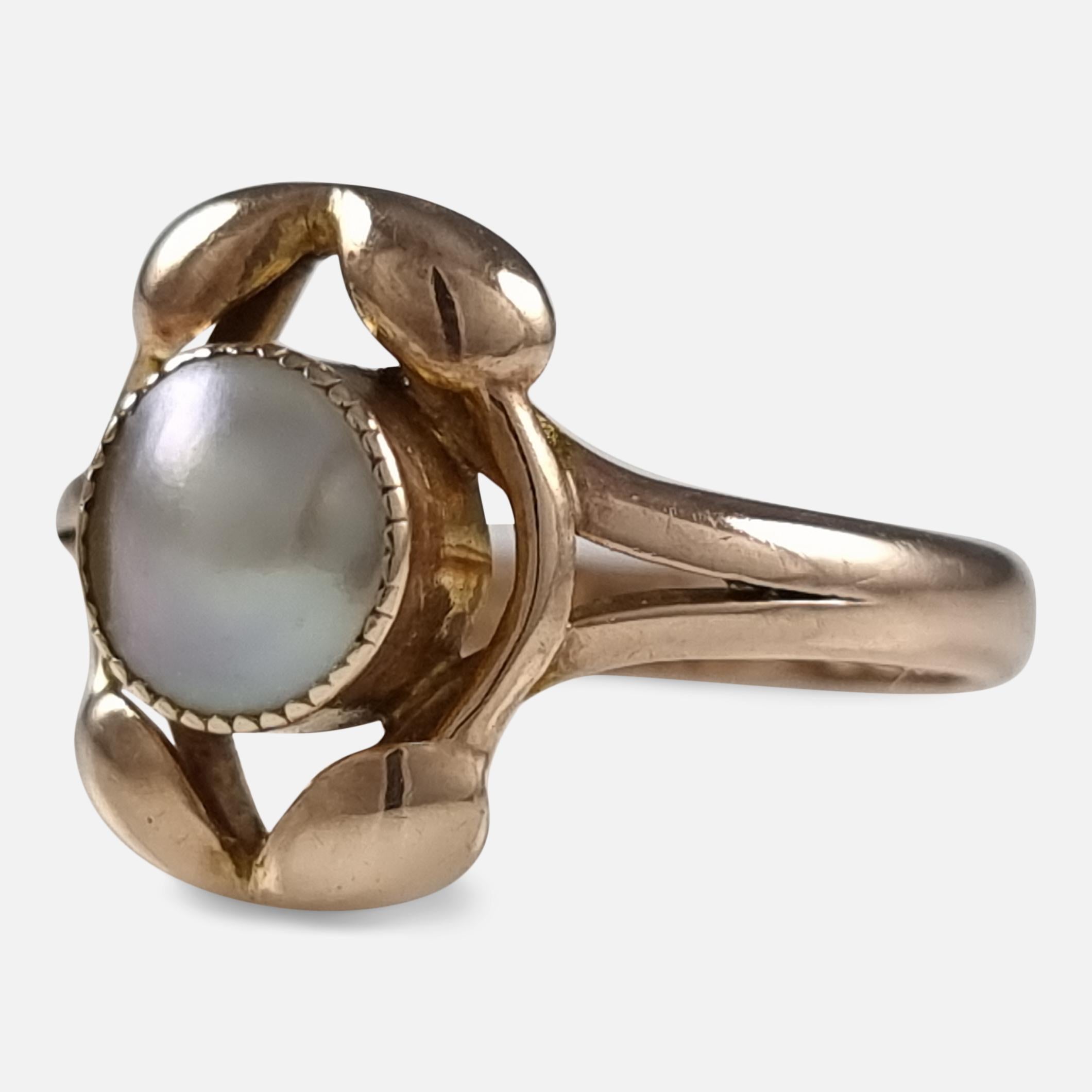 Art Nouveau 9ct Rose Gold Mabe Pearl Ring, 1911 For Sale 3
