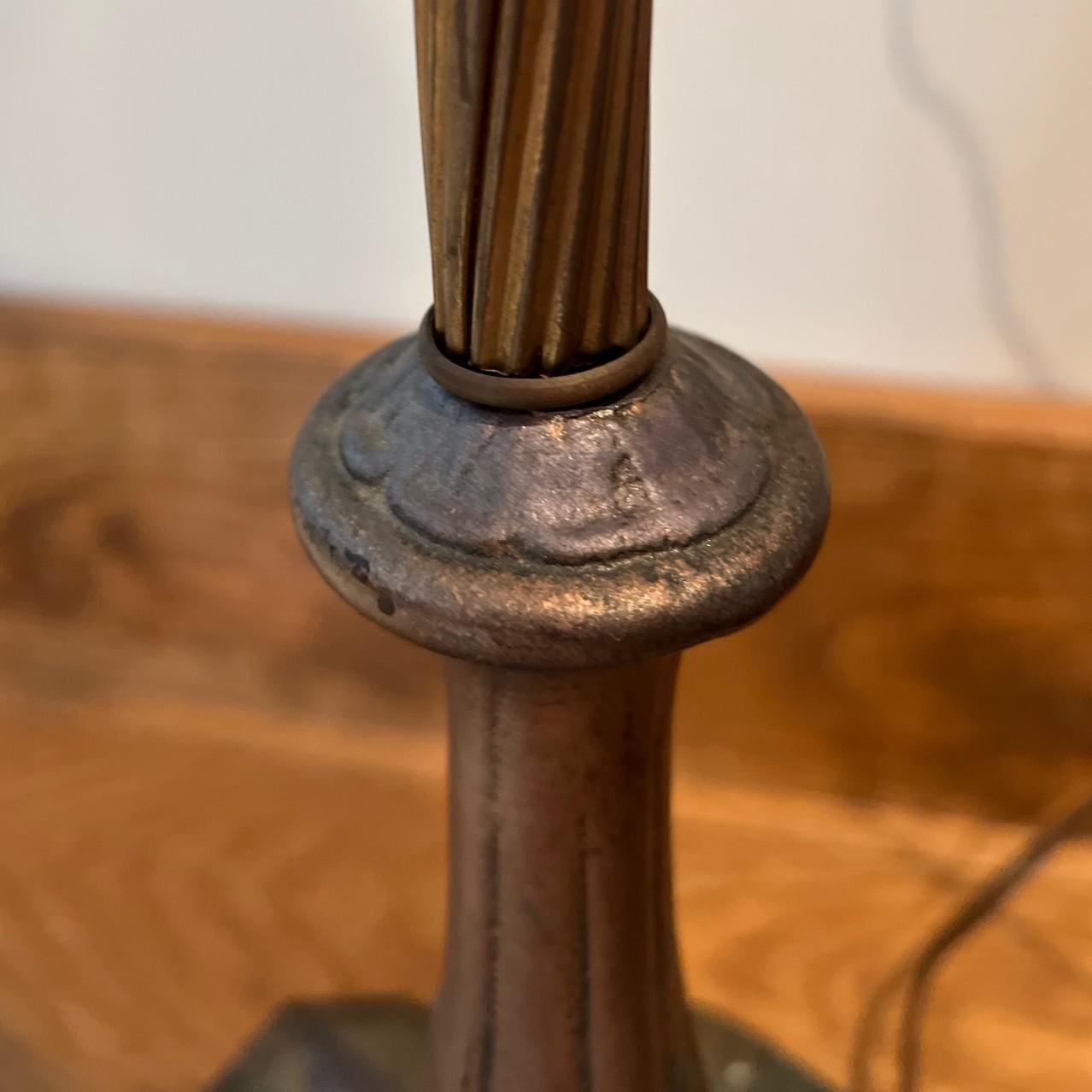 Lampada da terra regolabile in stile Art Nouveau con paralume a frange ombré e tirante con nappe in vendita 9