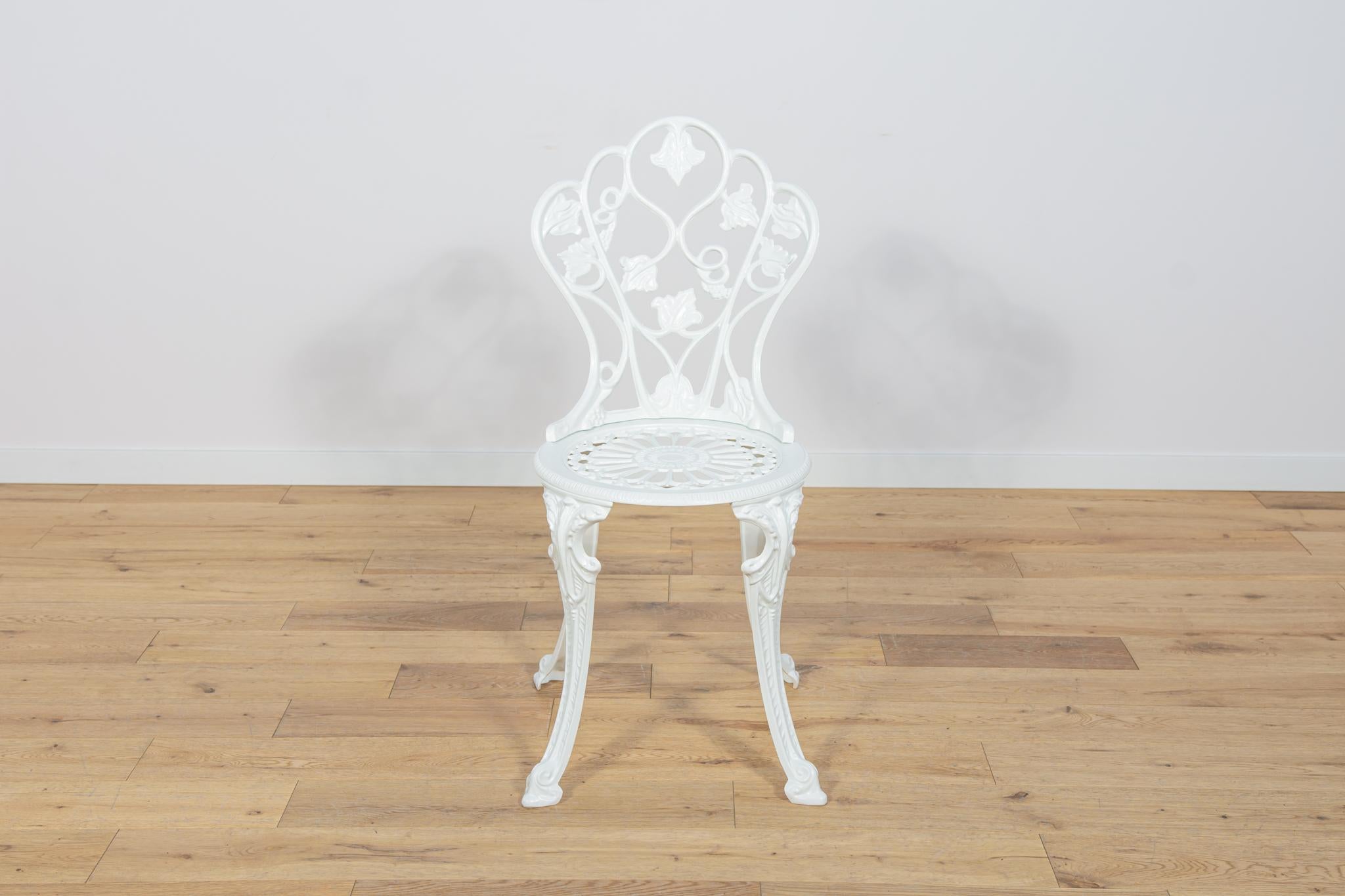 Sedie da giardino in alluminio Art Nouveau, anni '50, United Knigdom, set di 5 in vendita 8