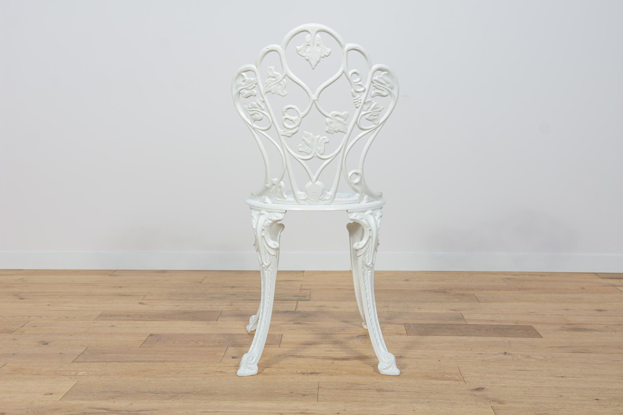 Sedie da giardino in alluminio Art Nouveau, anni '50, United Knigdom, set di 5 in vendita 12