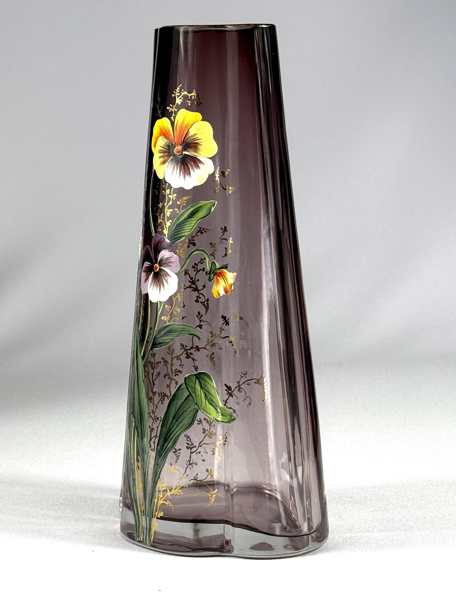 Vaso dipinto in stile Art Nouveau con ametista ( Legras Mont  Francia ? ) In condizioni ottime in vendita a Nový Bor, CZ