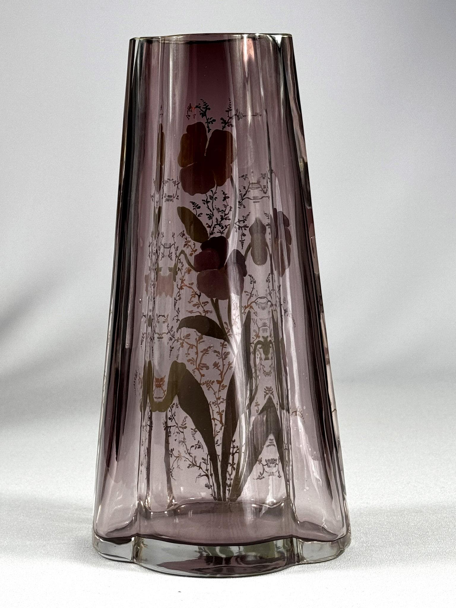 Vetro Vaso dipinto in stile Art Nouveau con ametista ( Legras Mont  Francia ? ) in vendita