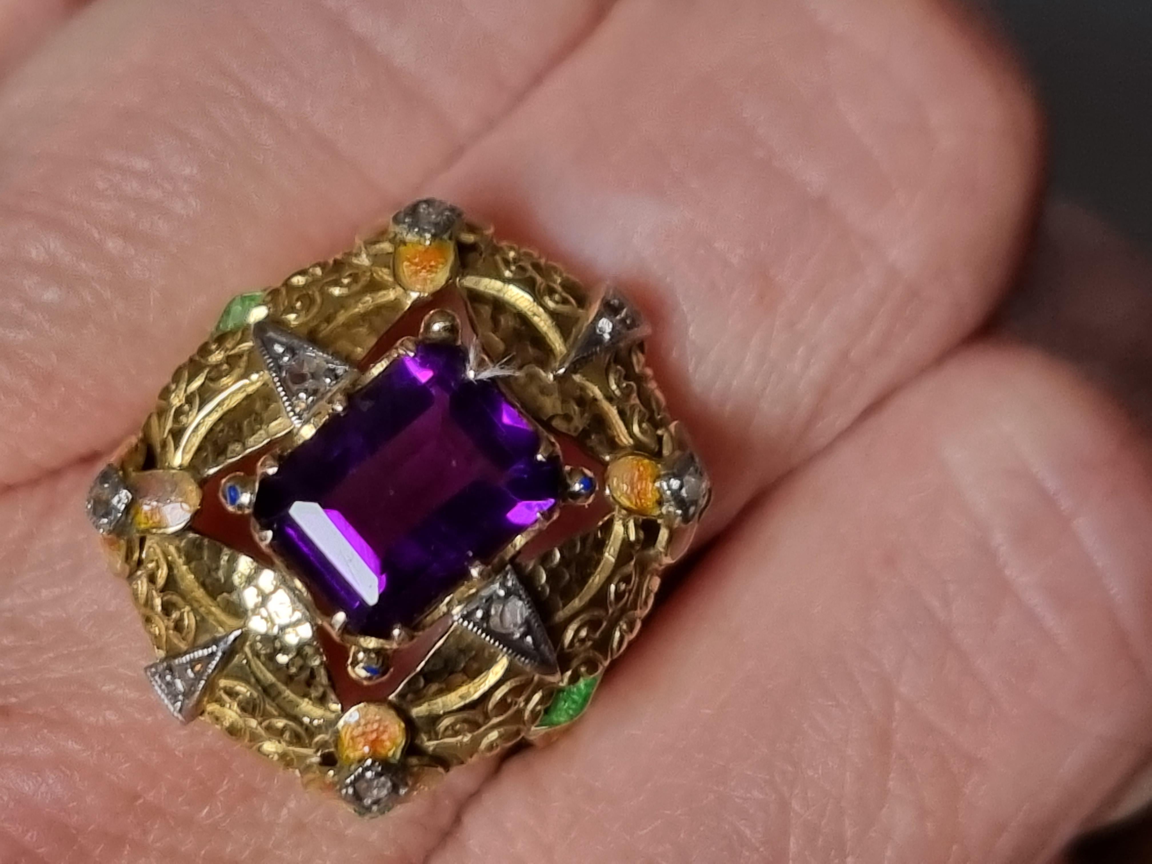 Art Nouveau Amethyst Ring with Enamel & Diamonds For Sale 4