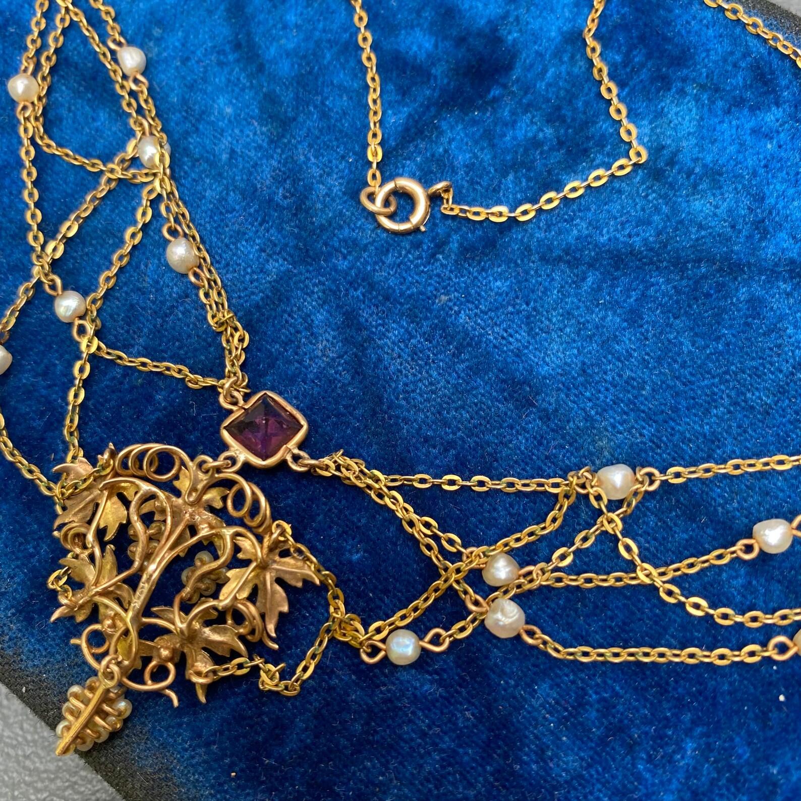 Round Cut Art Nouveau Amethyst Seed Pearls Festoon Necklace Gold For Sale