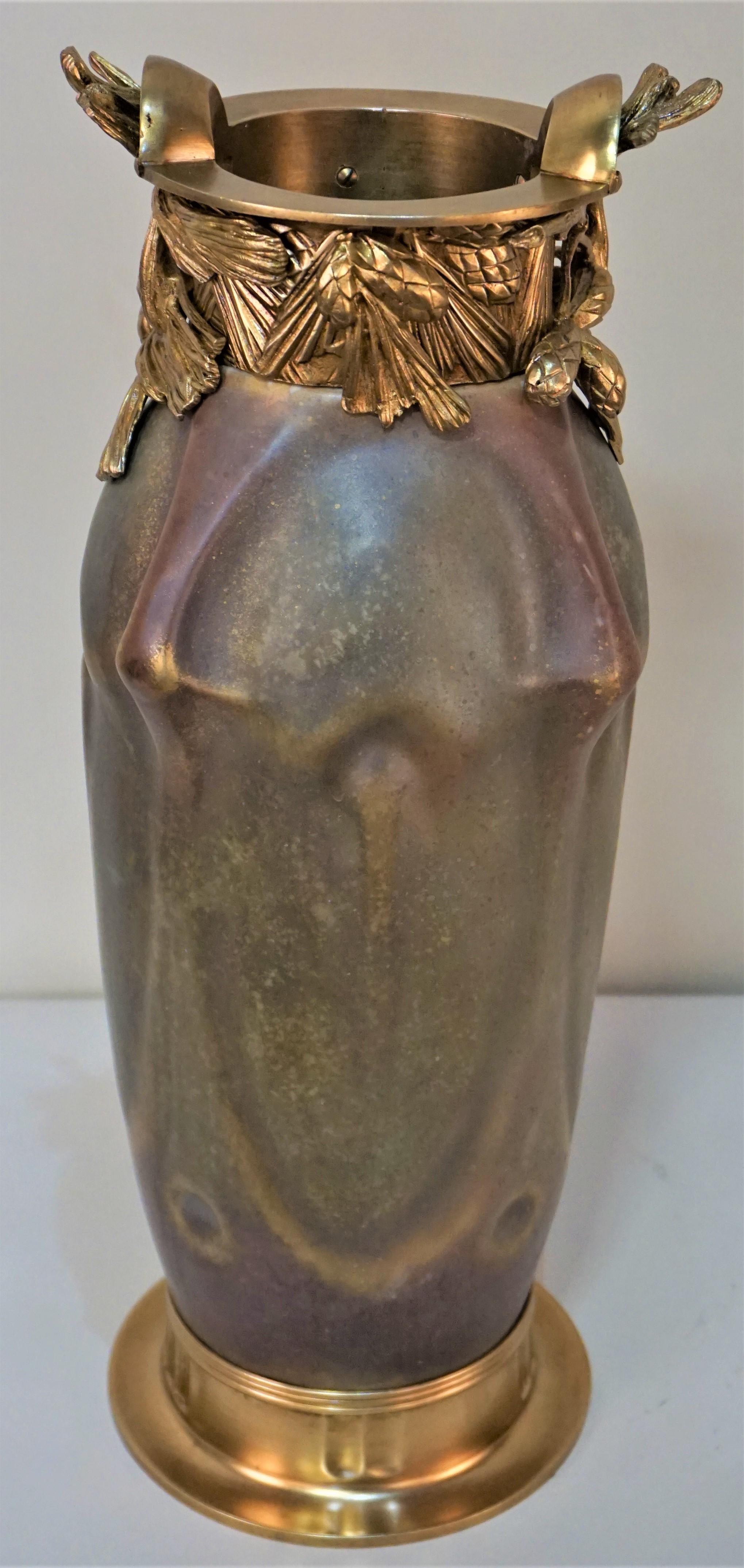 Vase Art Nouveau Amphora en poterie et bronze Bon état à Fairfax, VA