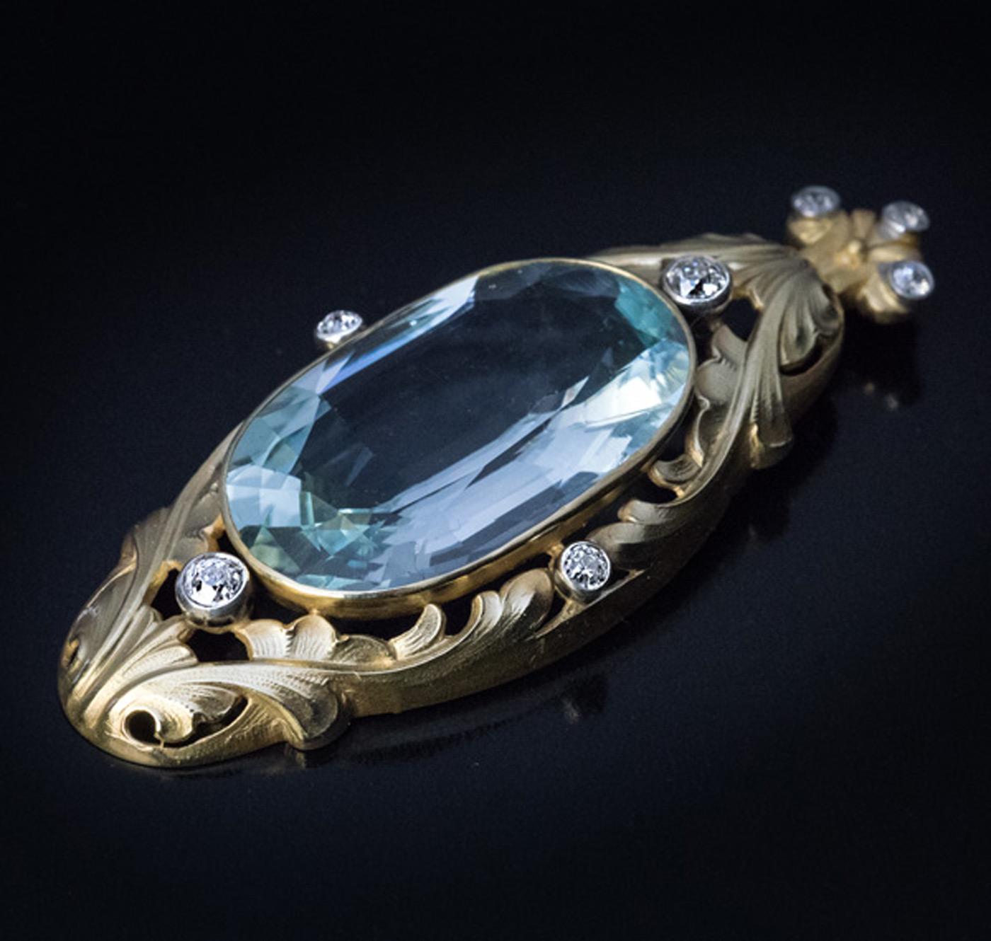 antique aquamarine pendant