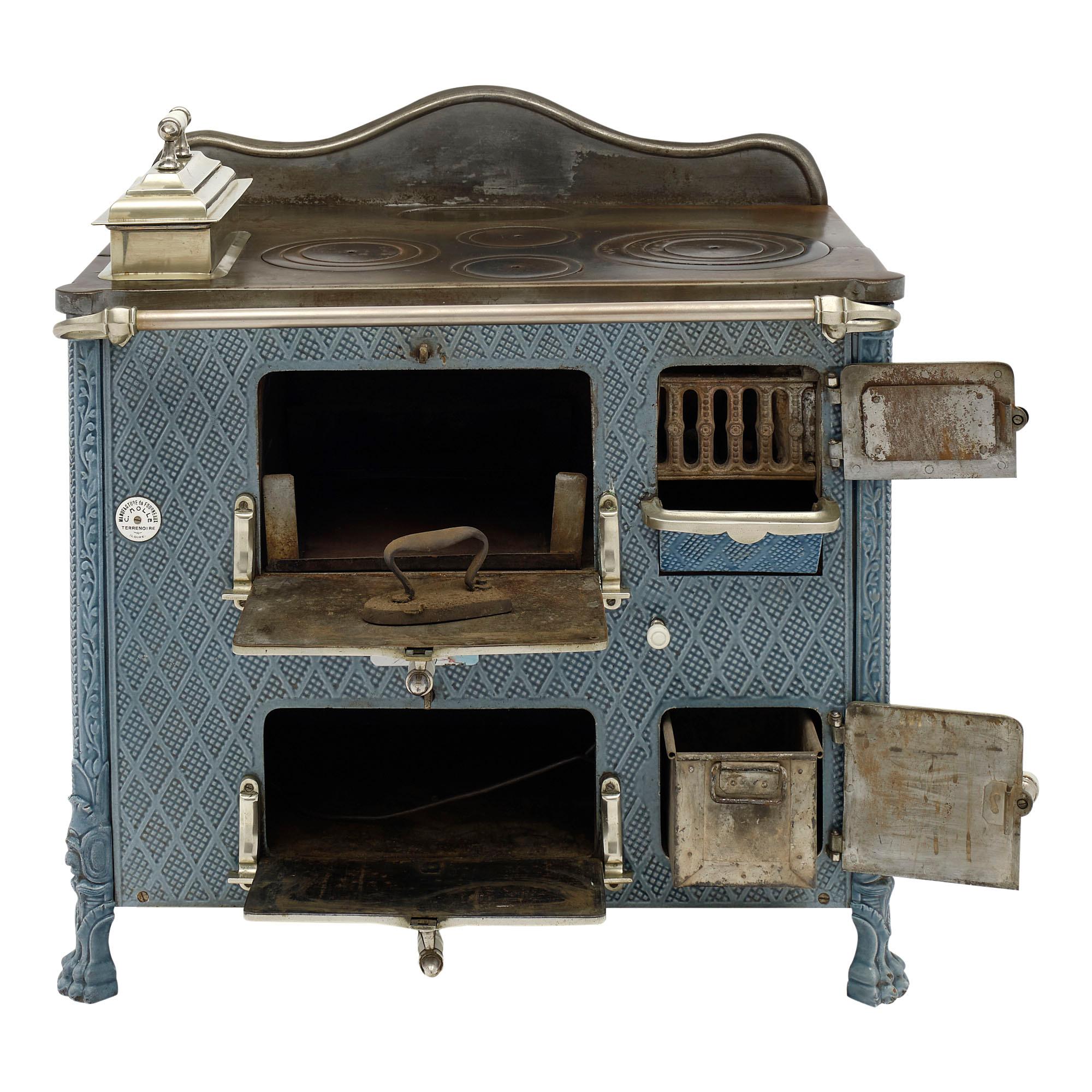 Early 20th Century Art Nouveau Antique French Stove