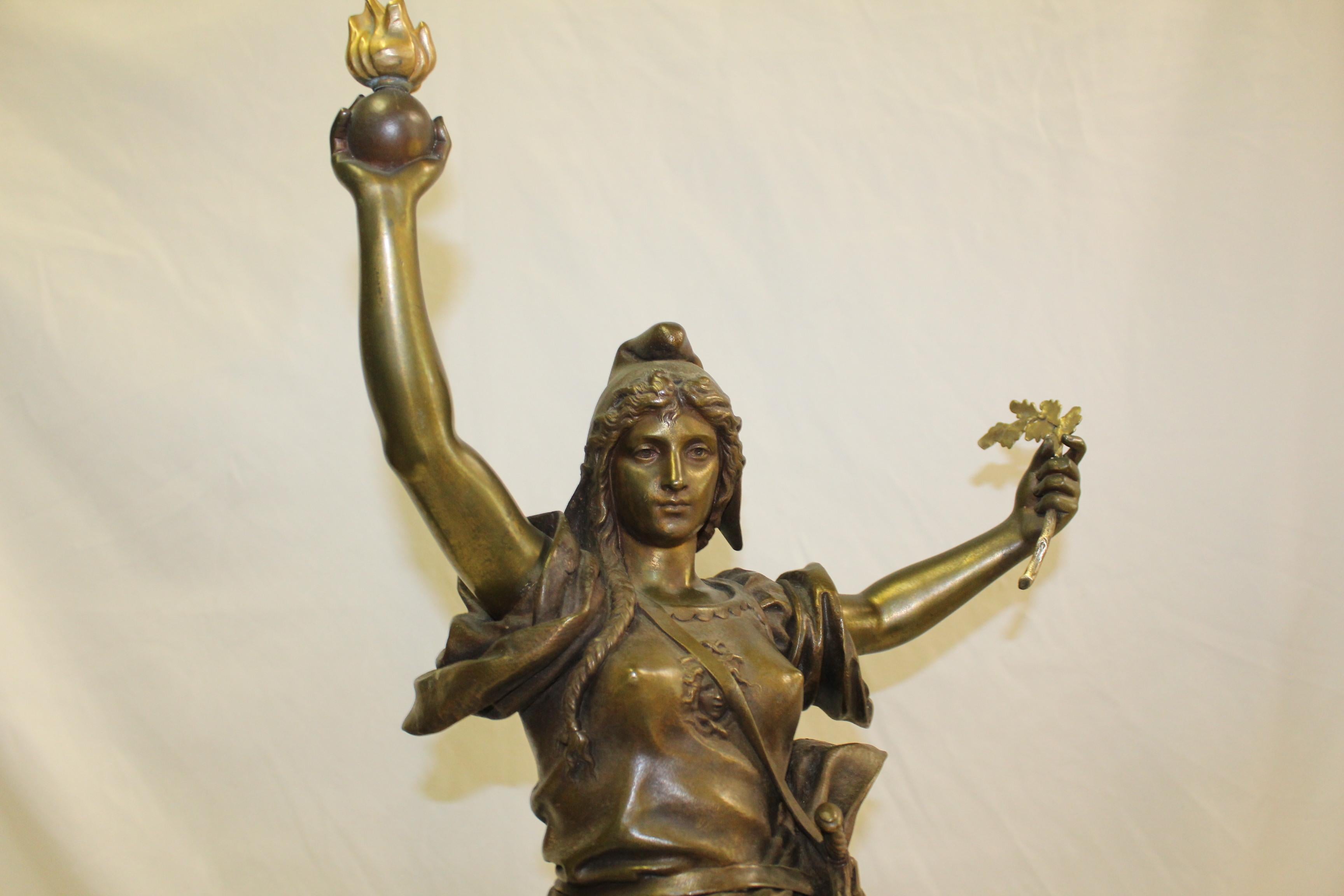 Art Nouveau Dama Antigua Bronce Siglo XIX Grande en venta 5