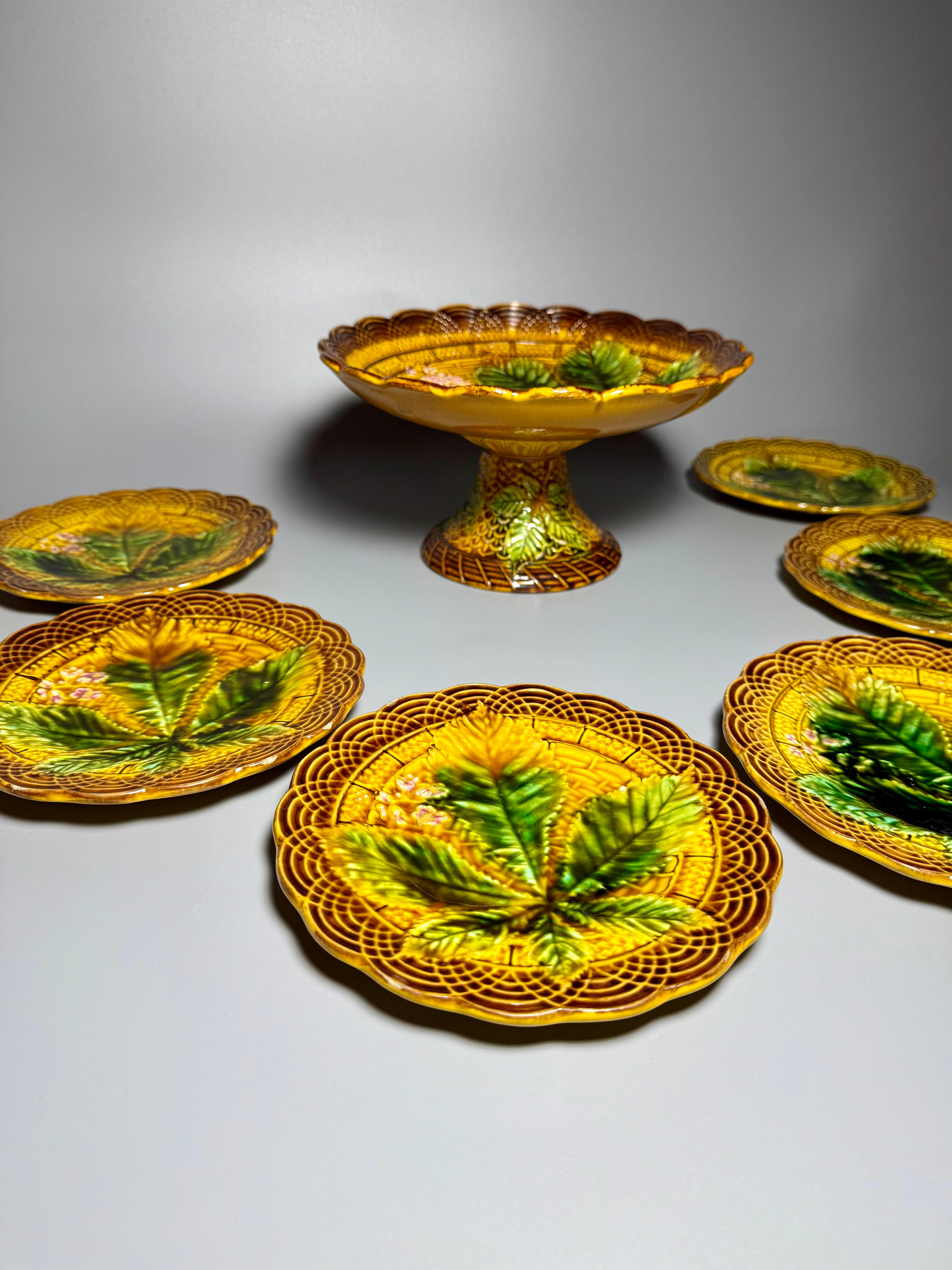 German Art Nouveau Majolica Villeroy & Boch  Set  Fruit Stand Plates 1880 For Sale