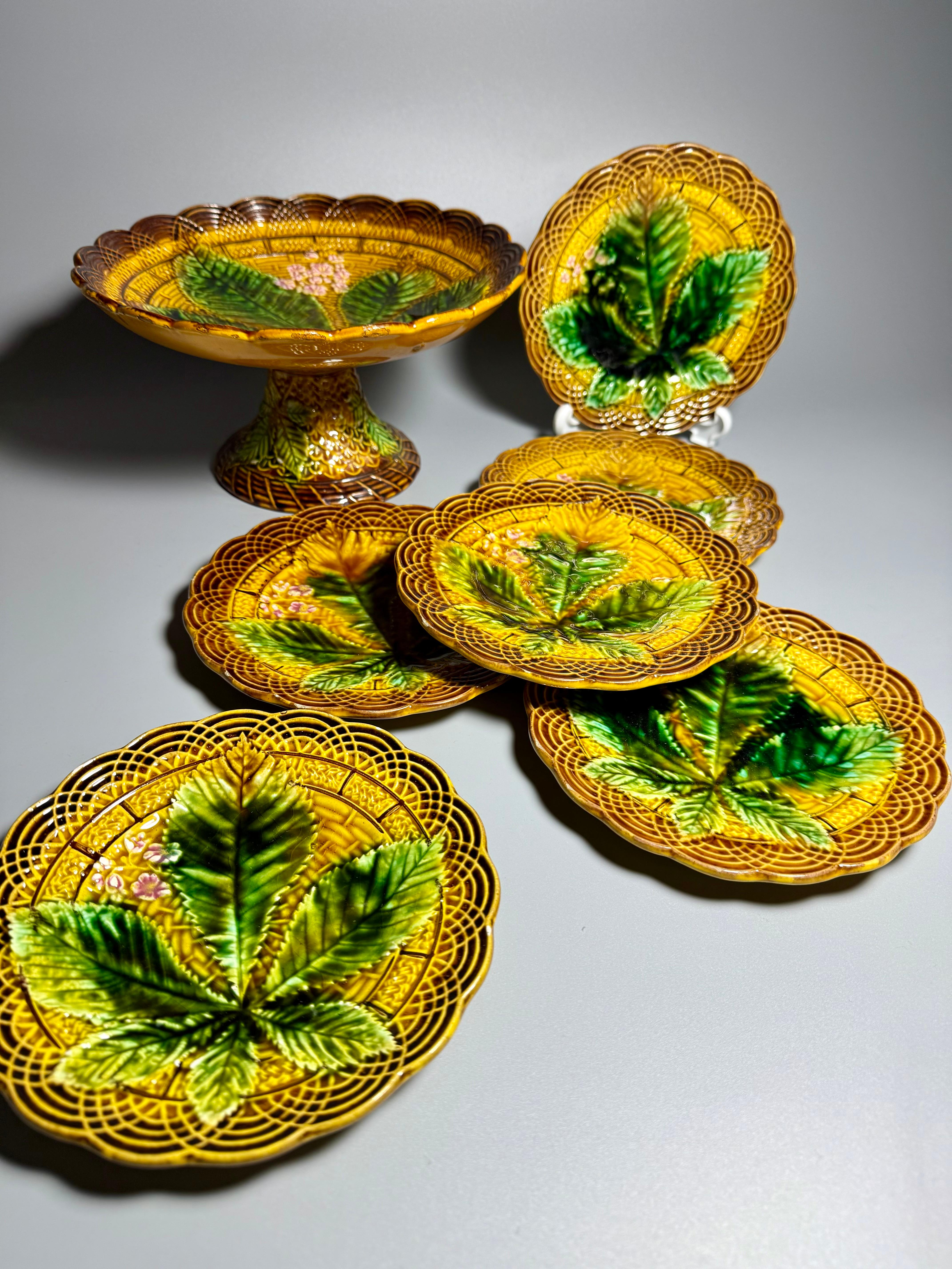 Ceramic Art Nouveau Majolica Villeroy & Boch  Set  Fruit Stand Plates 1880 For Sale