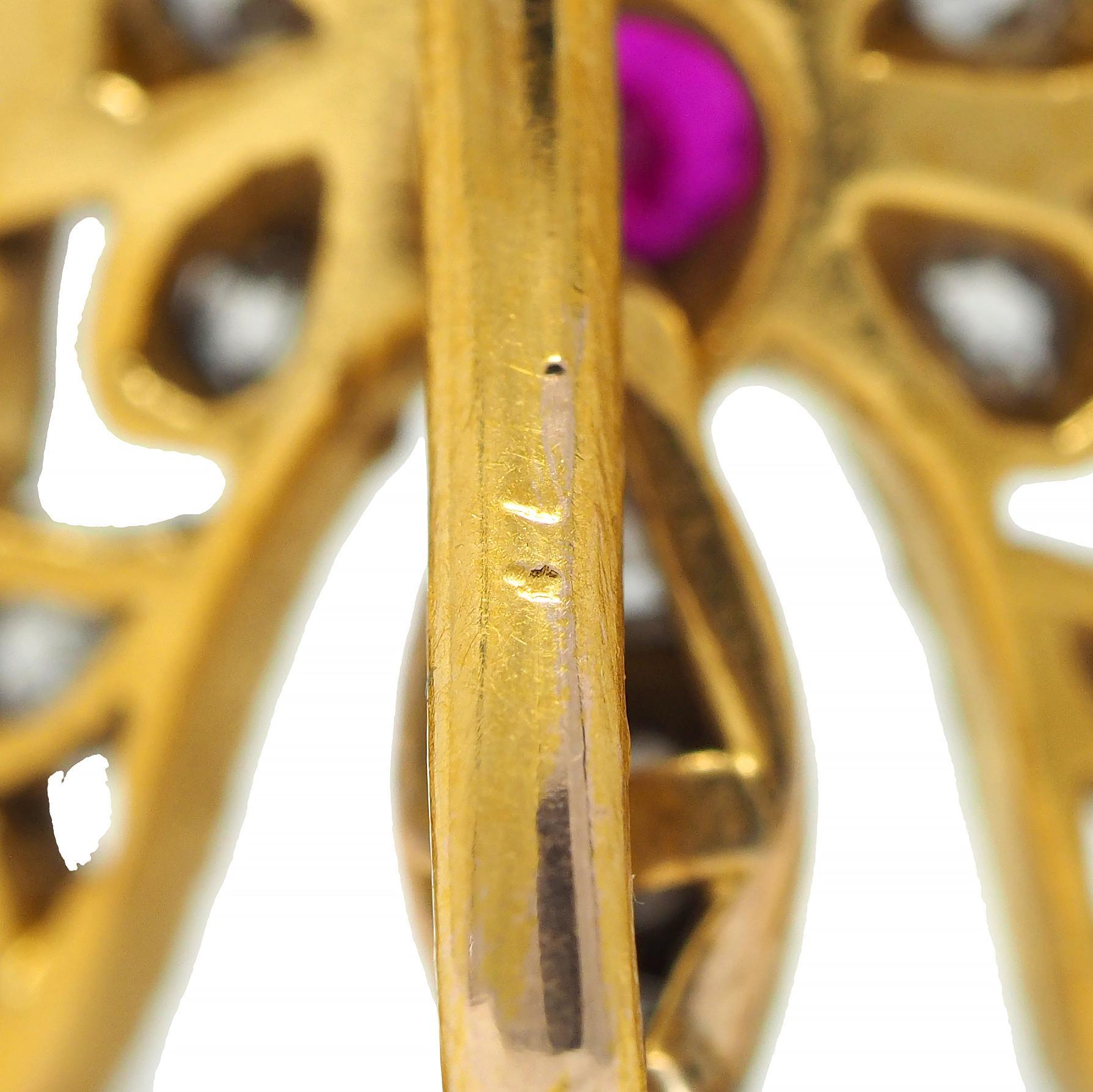 Broche papillon Art Nouveau ancienne en or jaune 14 carats avec rubis et diamants en vente 2